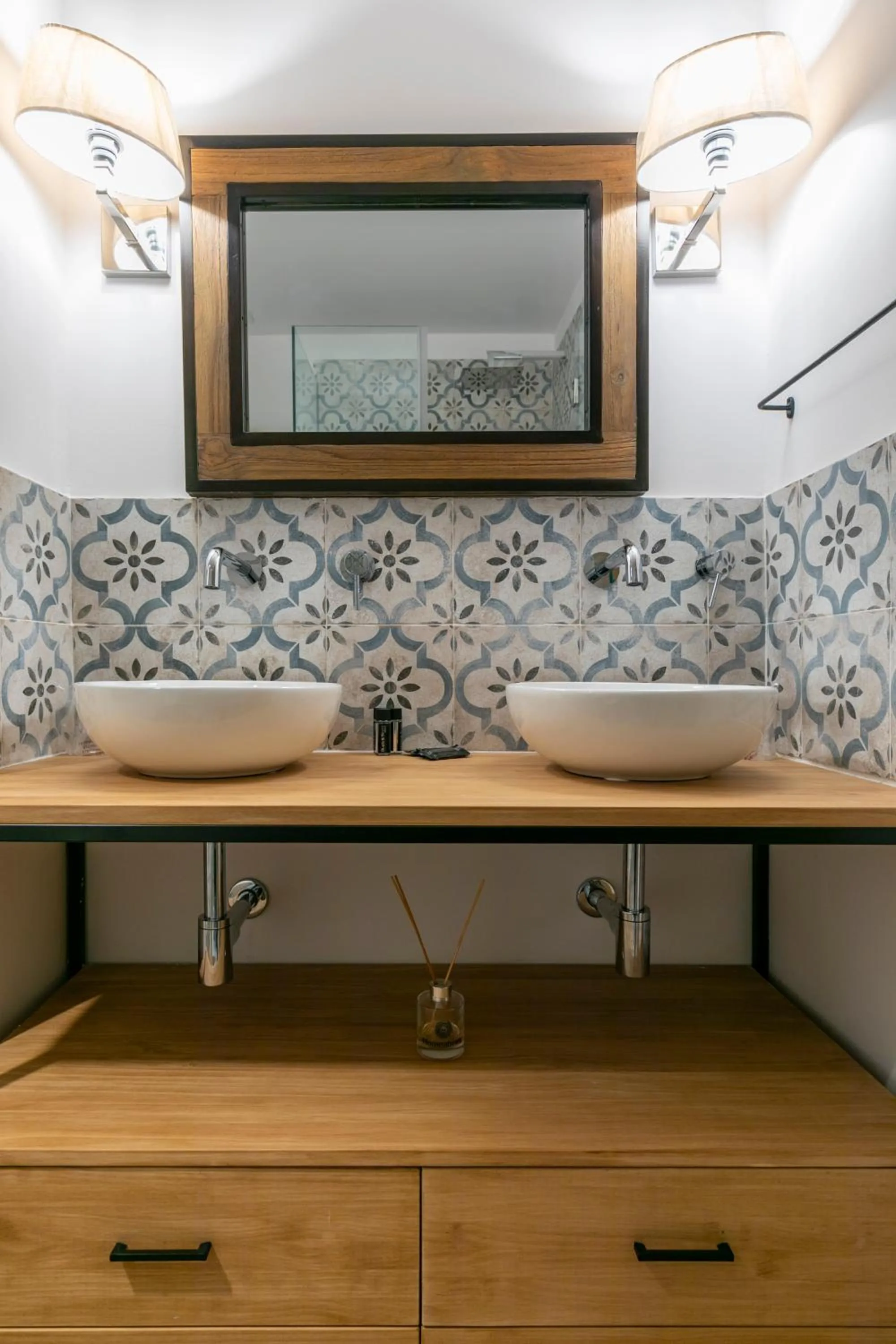 Bathroom in H-A Aparthotel Hotel Quo