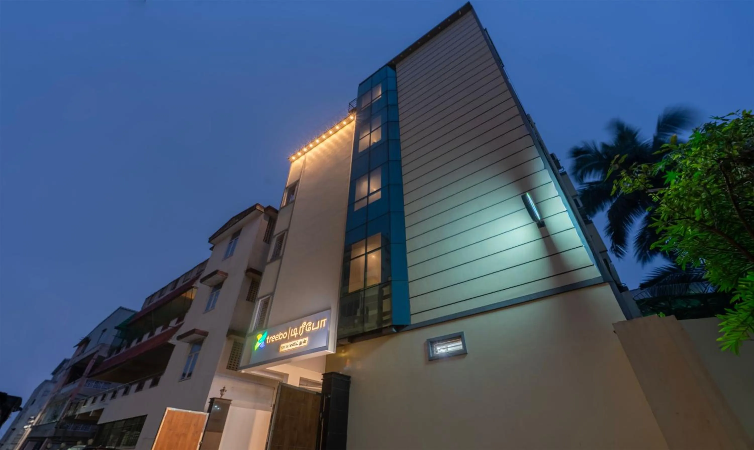 Property building in Treebo Elite Inn