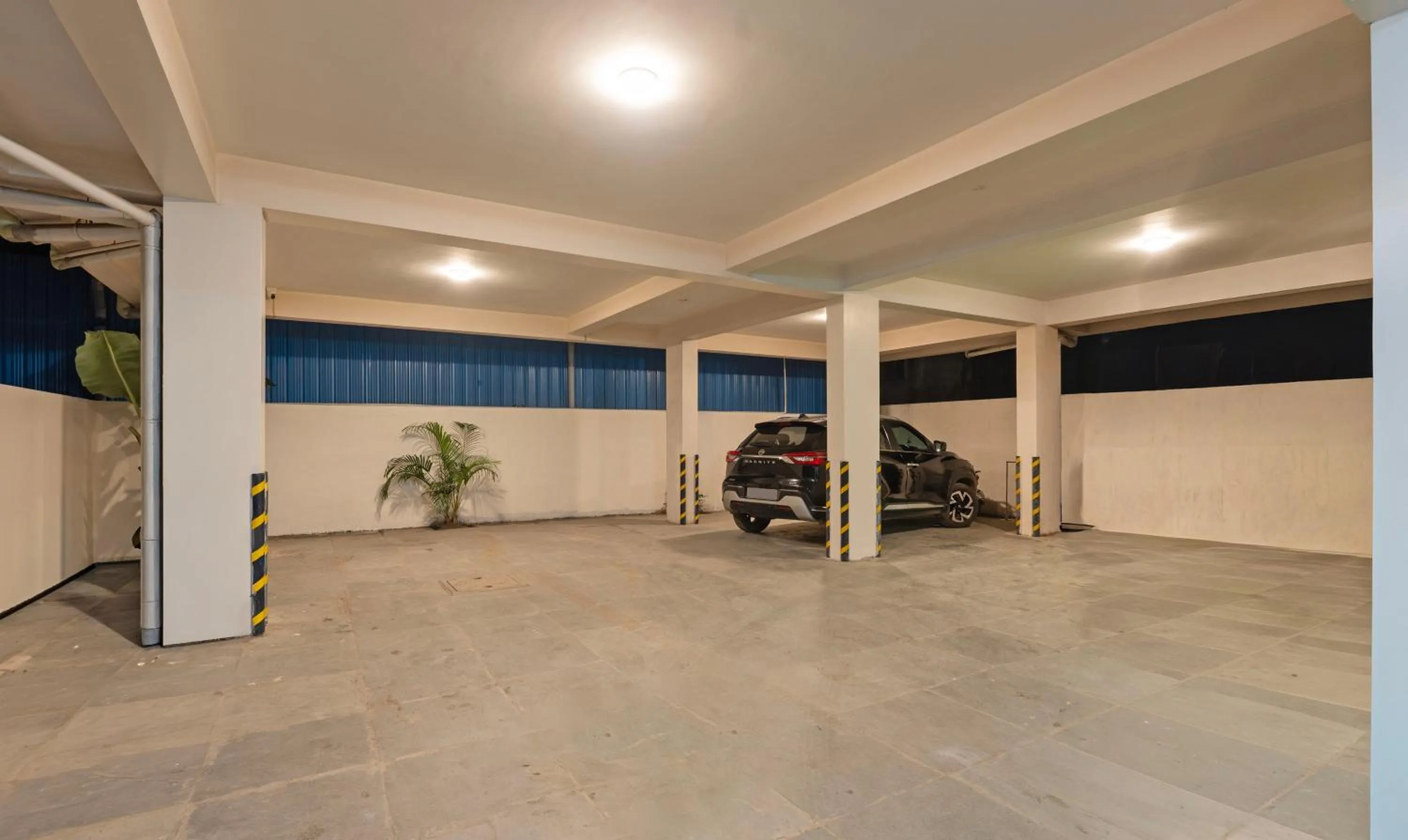 Parking in Treebo Elite Inn