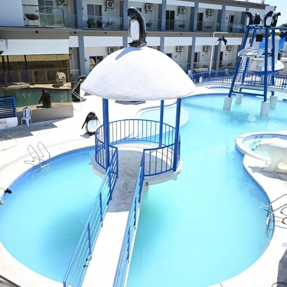 Swimming pool in J&V Hotel and Resort