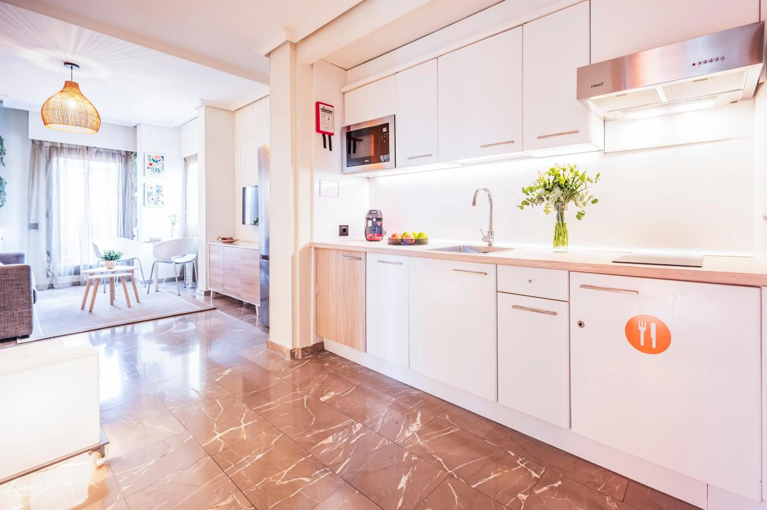 Kitchen or kitchenette in Apartamentos G3 Galeon