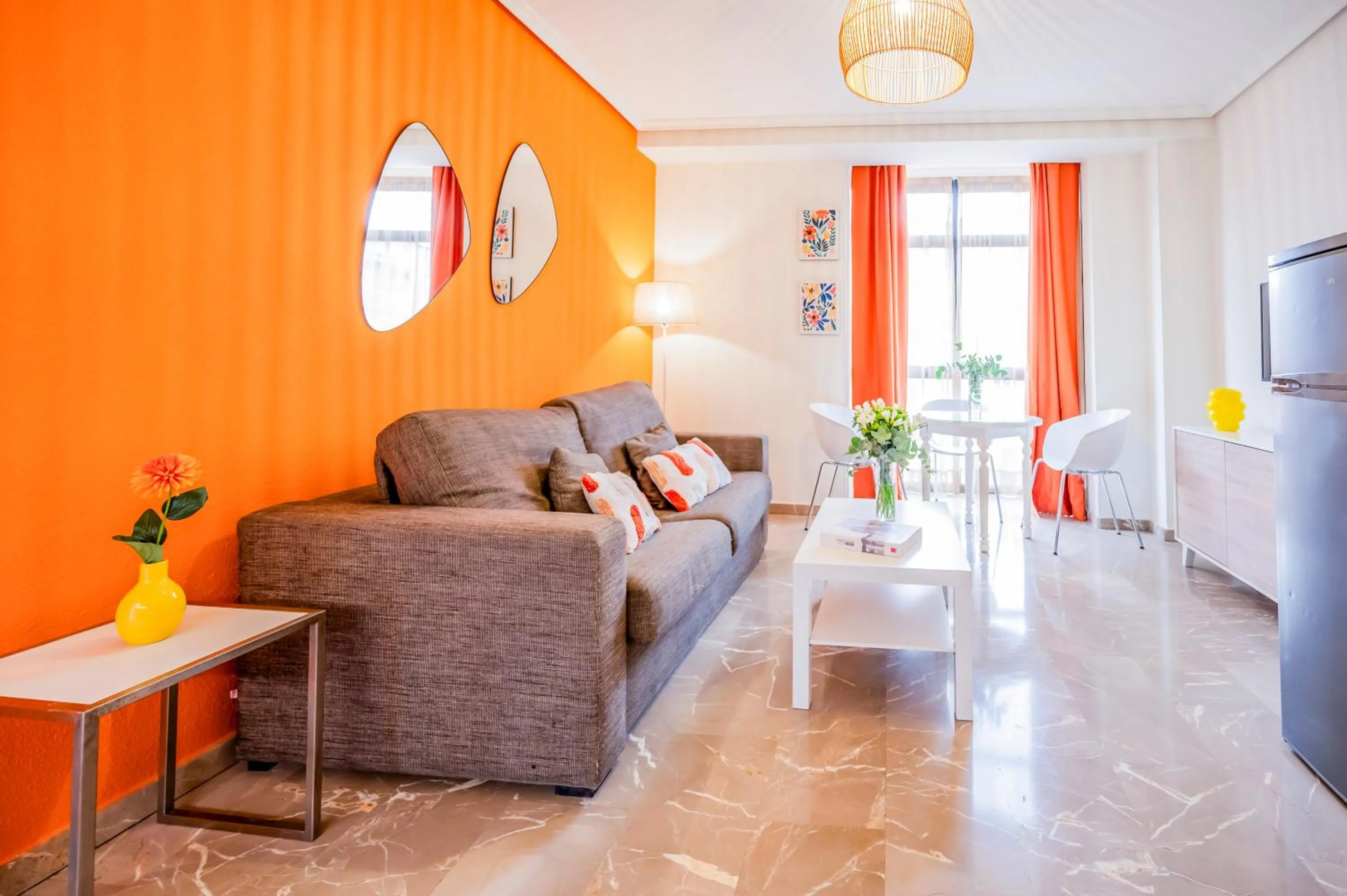 TV and multimedia in Apartamentos G3 Galeon