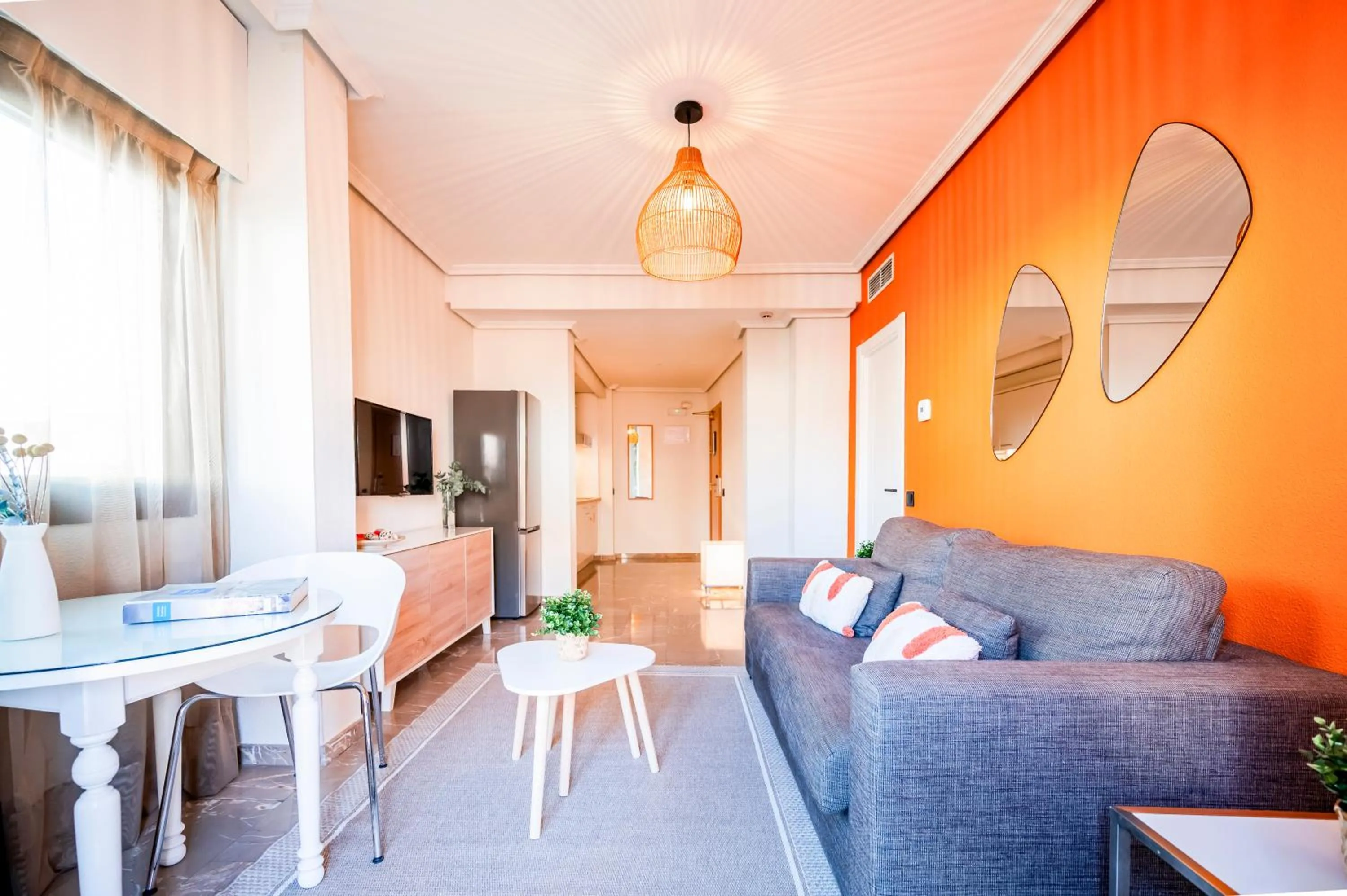 Kitchen or kitchenette in Apartamentos G3 Galeon