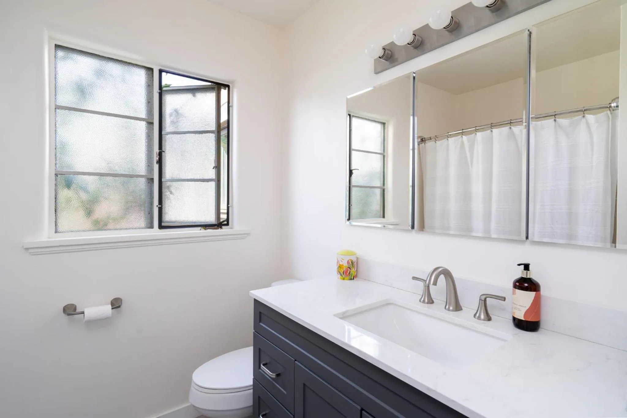 Property building in Casa Solana Cottage