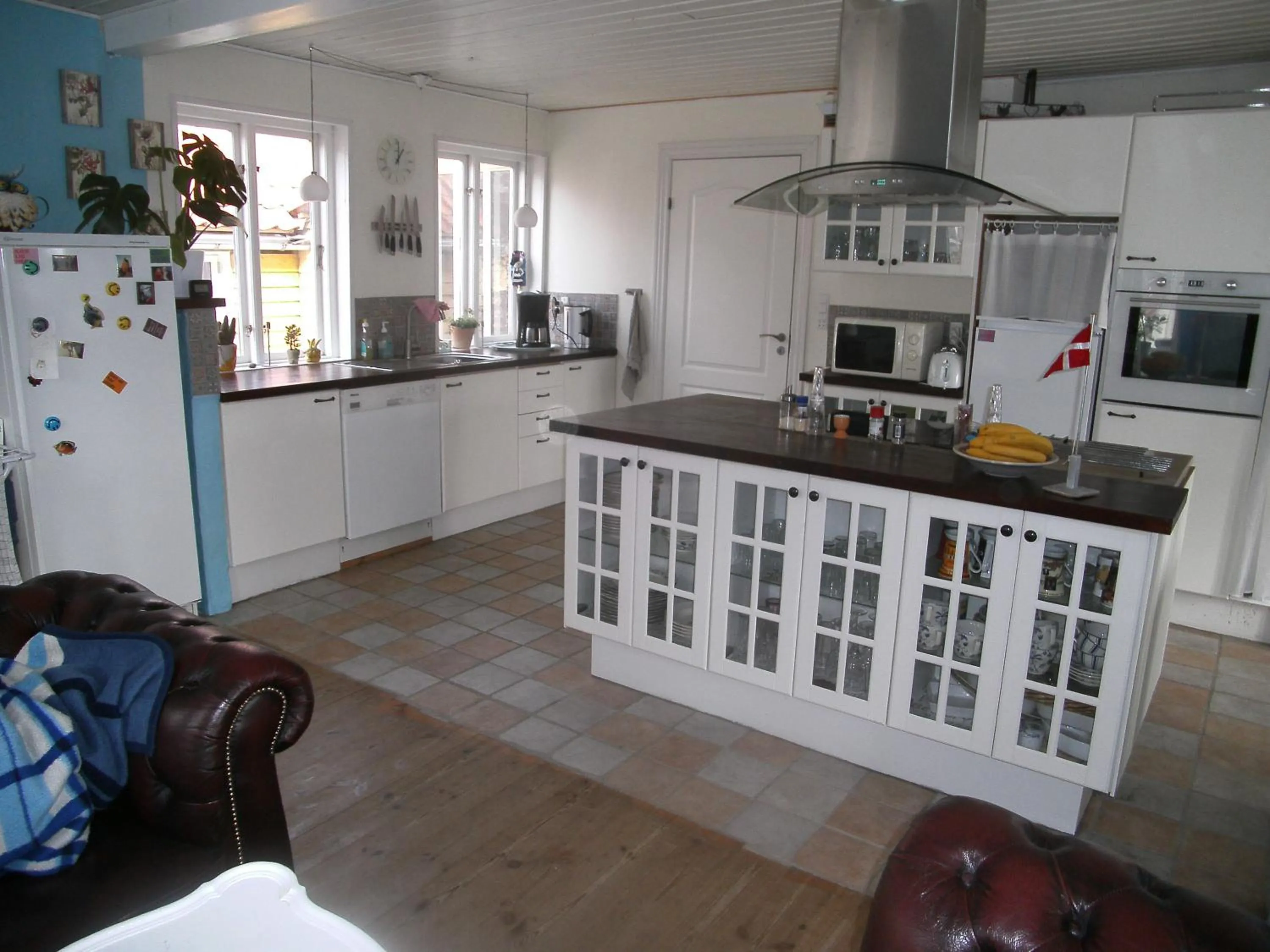 Communal kitchen in Belvedere B&B
