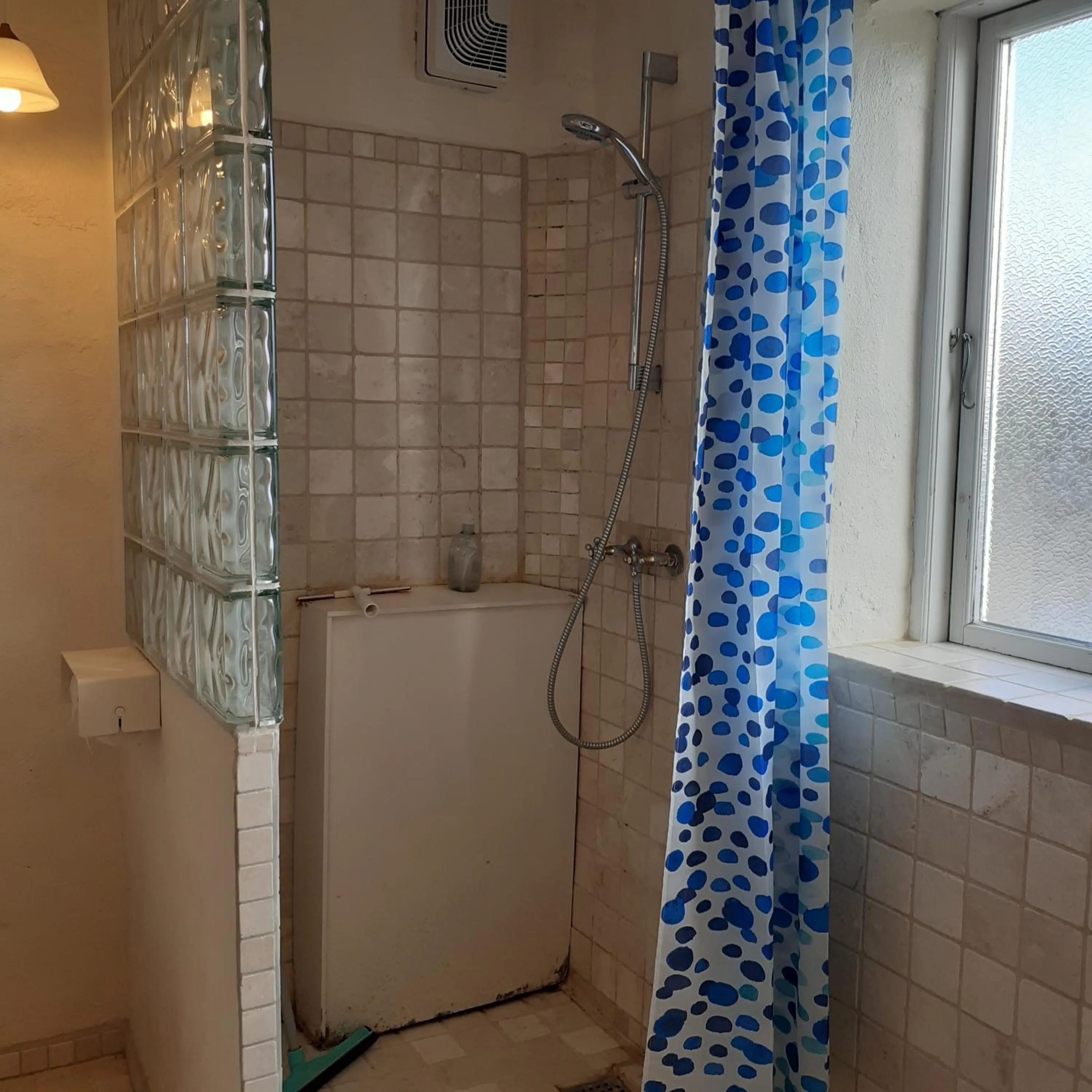 Bathroom in Belvedere B&B