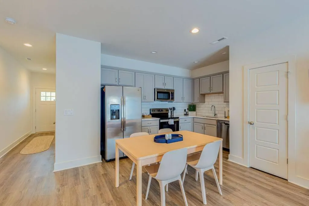 Kitchen or kitchenette in #BestStayEverNashville