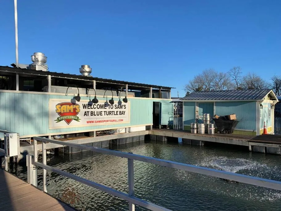 Restaurant/places to eat in #BestStayEverNashville