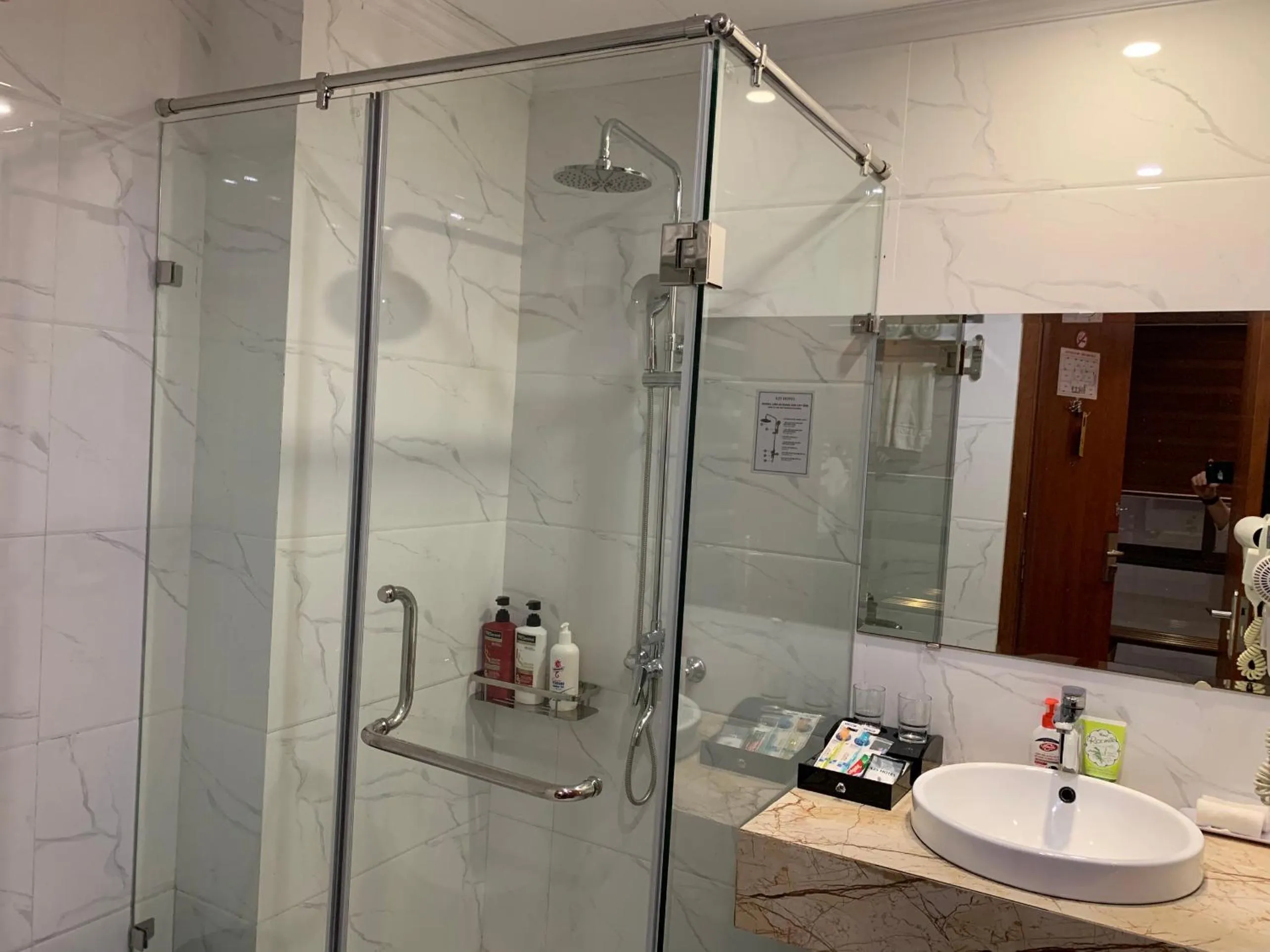 A25 Hotel - Bãi Cháy Hạ Long