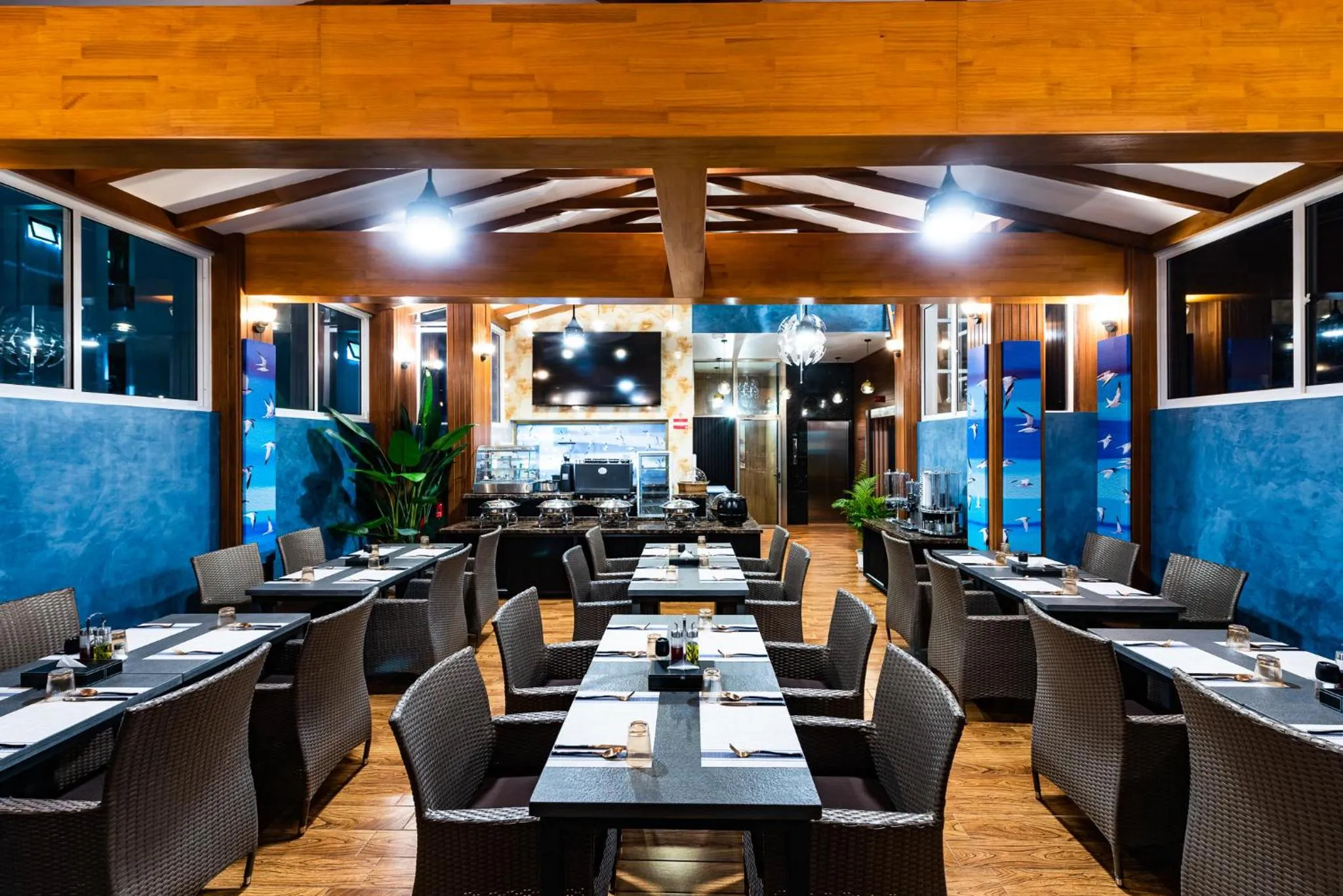 Restaurant/places to eat in Summer Beach Maldives