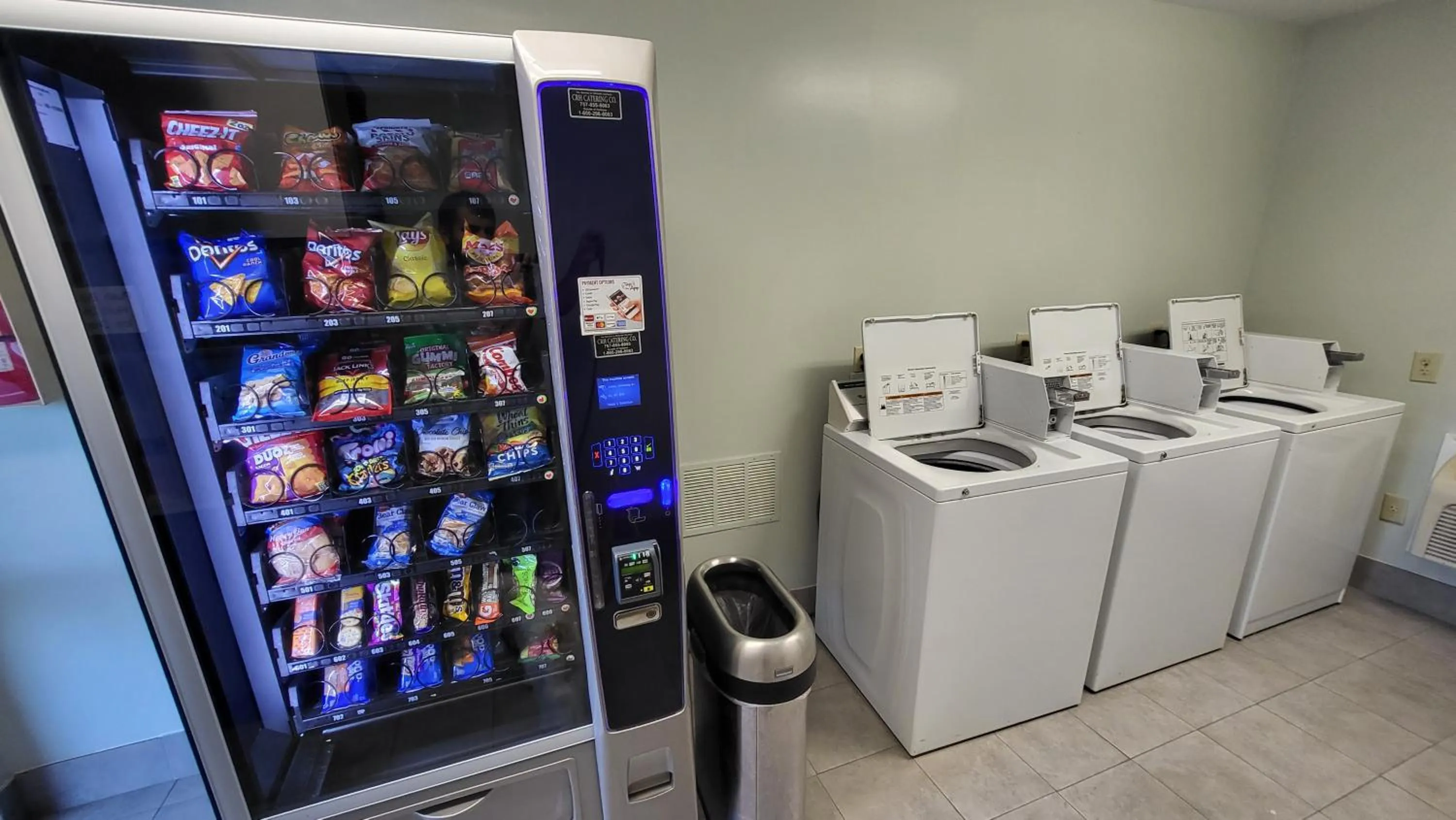vending machine in Stonewood Inn & Suites of Carrollton - Smithfield