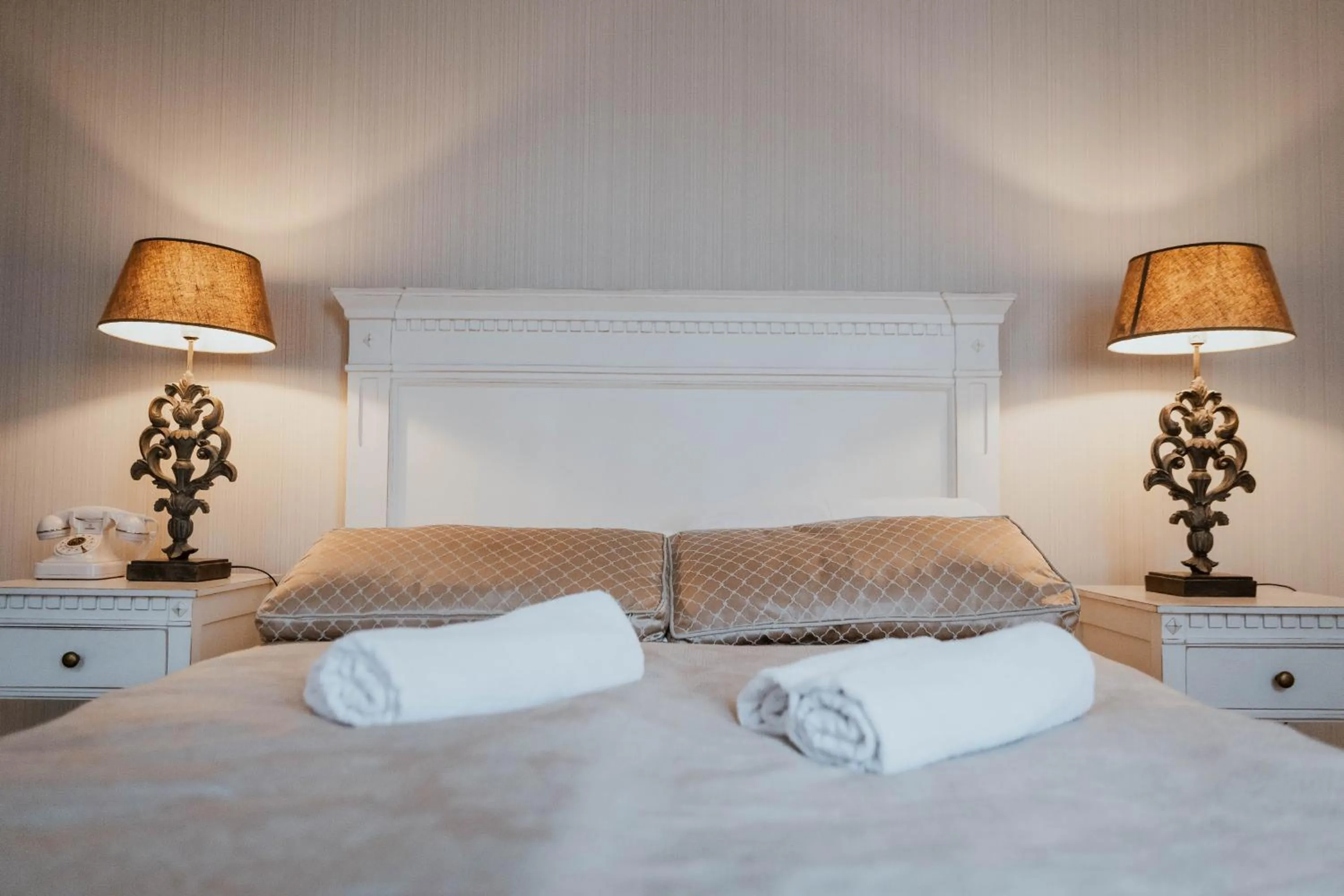 towels, Bed in Hotel Adler