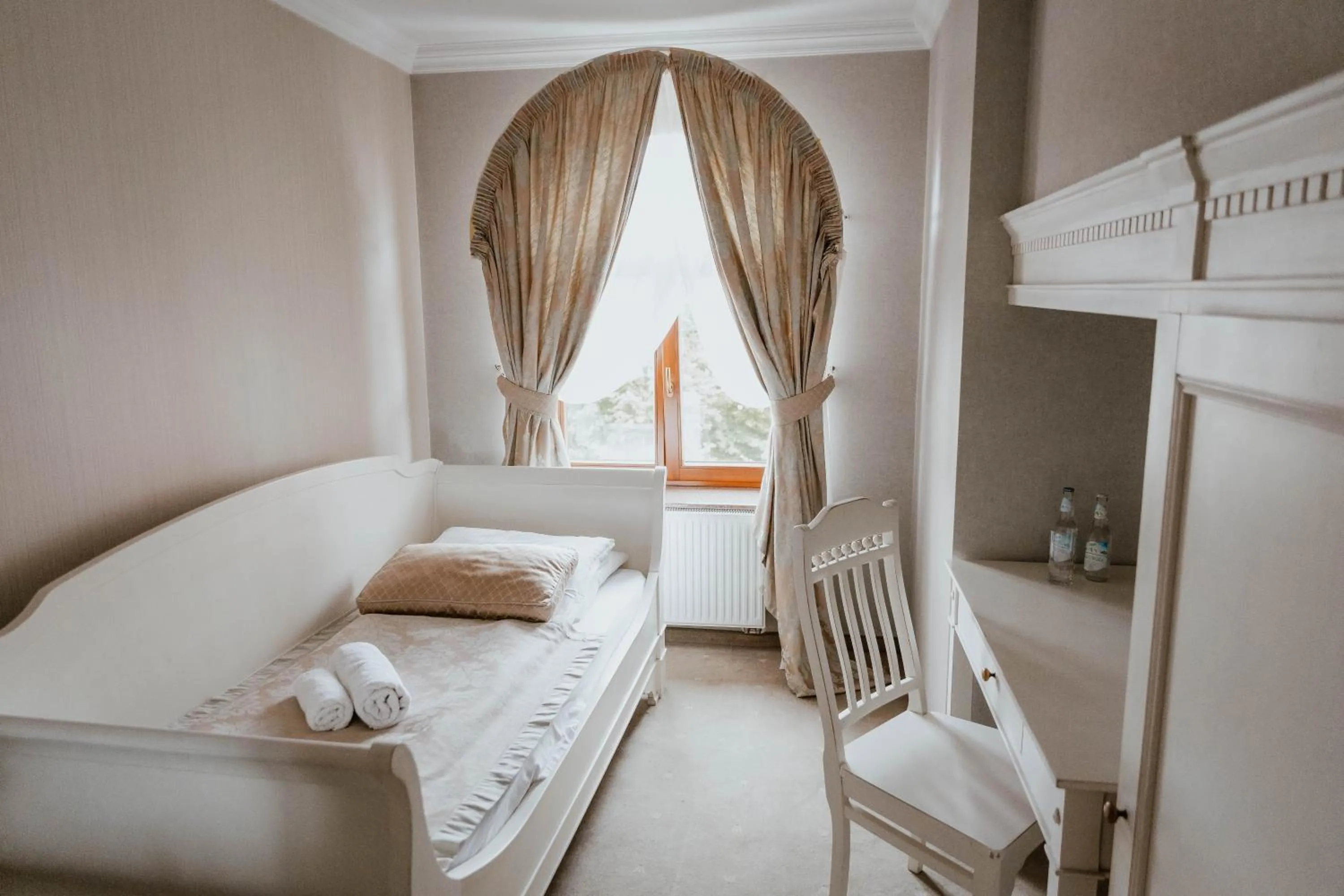 Photo of the whole room, Bed in Hotel Adler