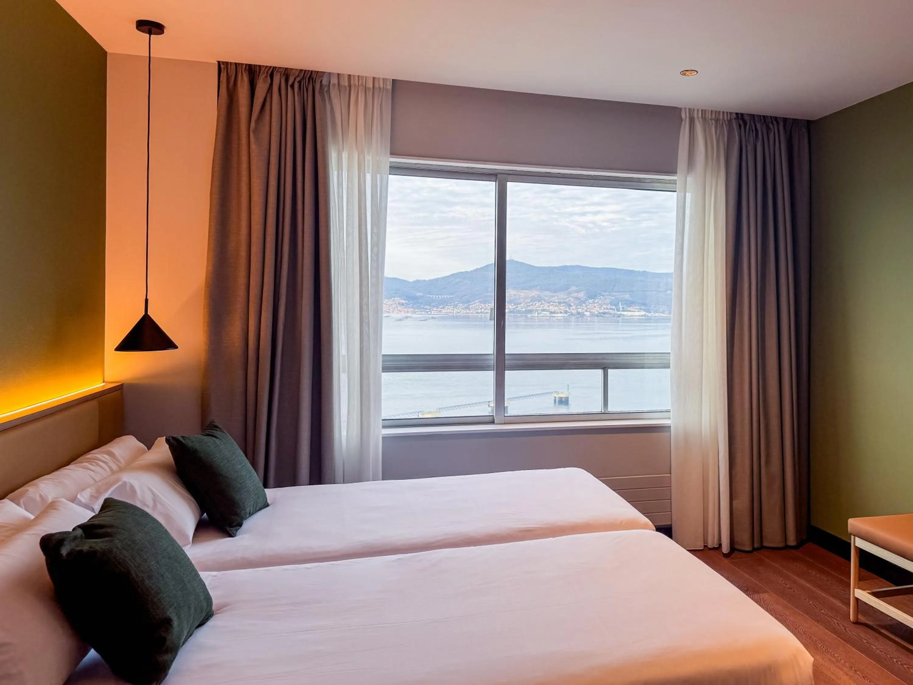 Bed in Hotel Bahía de Vigo