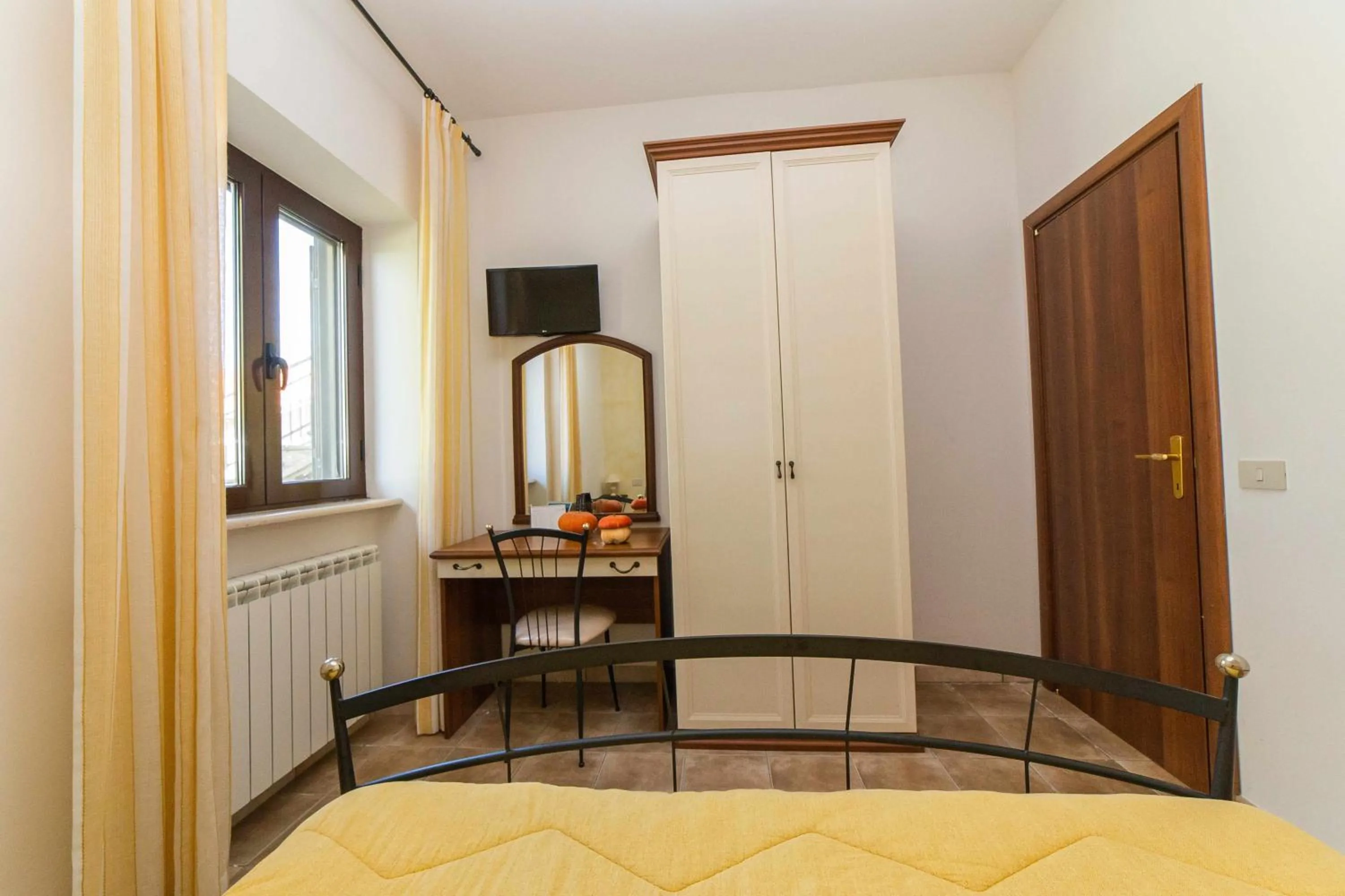 Bedroom, Bed in Agriturismo Bella Cima