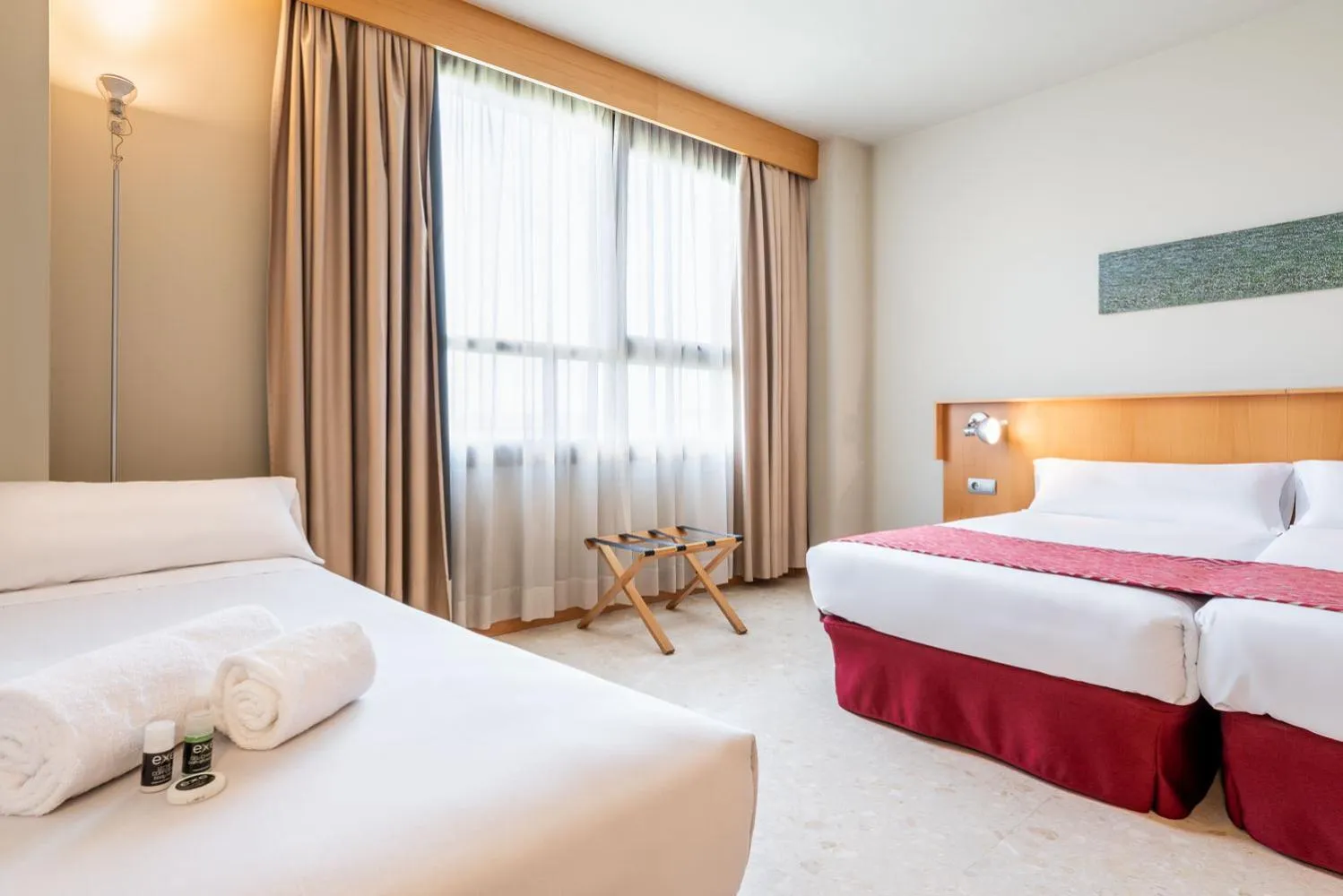 Bedroom, Bed in Aparthotel Exe Campus San Mamés