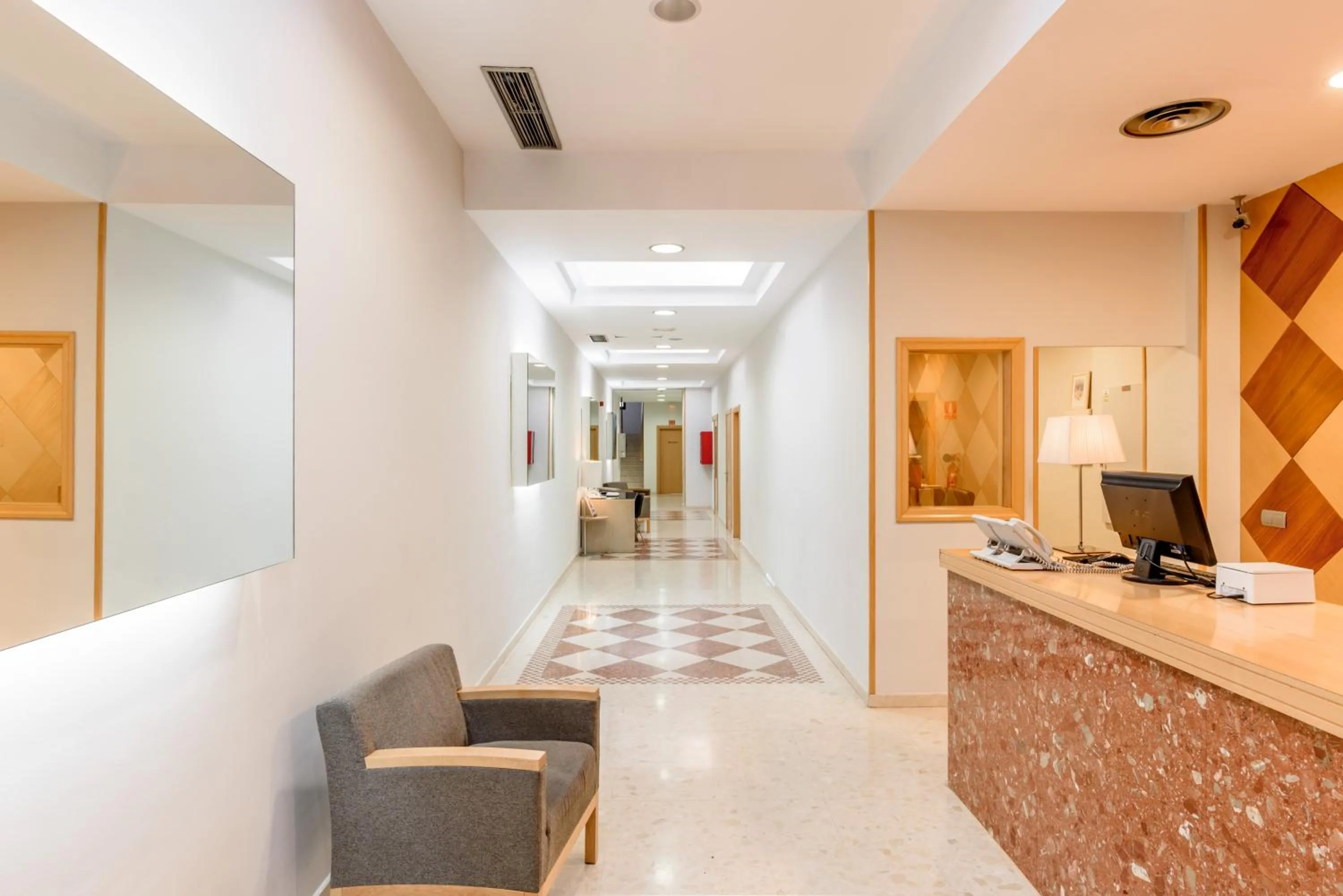 Lobby or reception in Aparthotel Exe Campus San Mamés