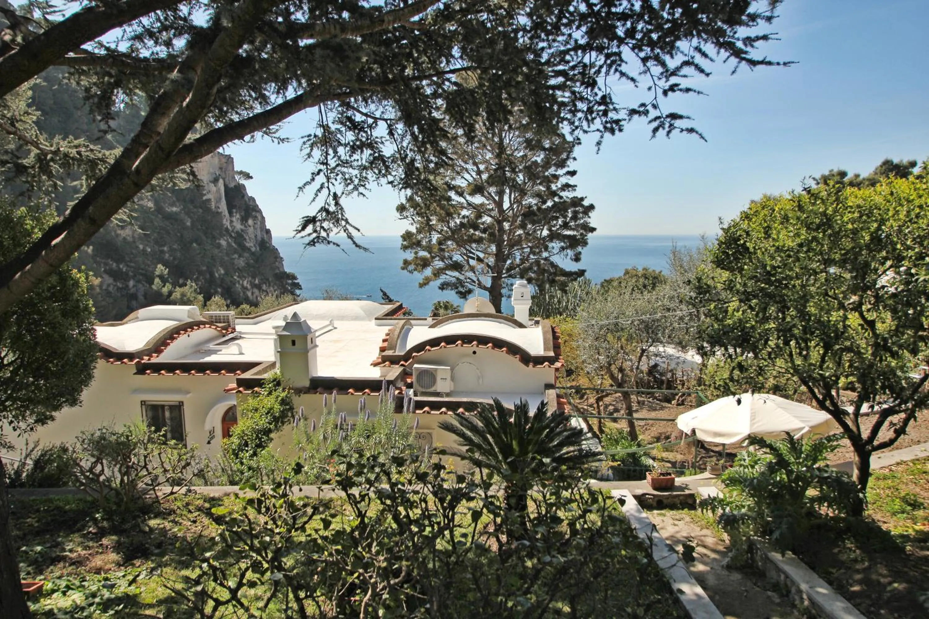 Sea view in Casa Augusto B&B