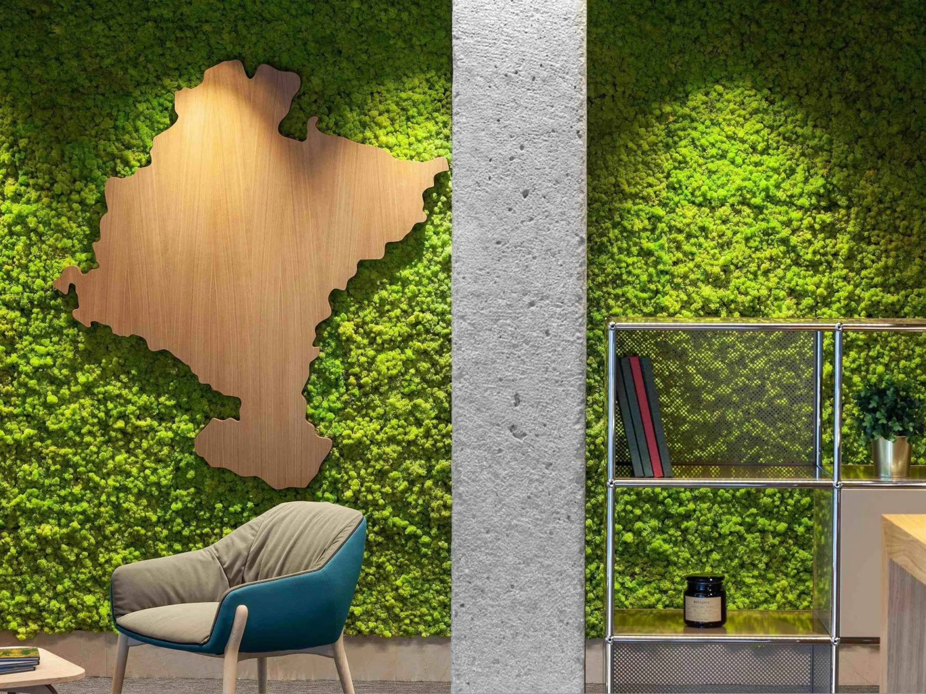 Property building in ibis Styles Pamplona Noain