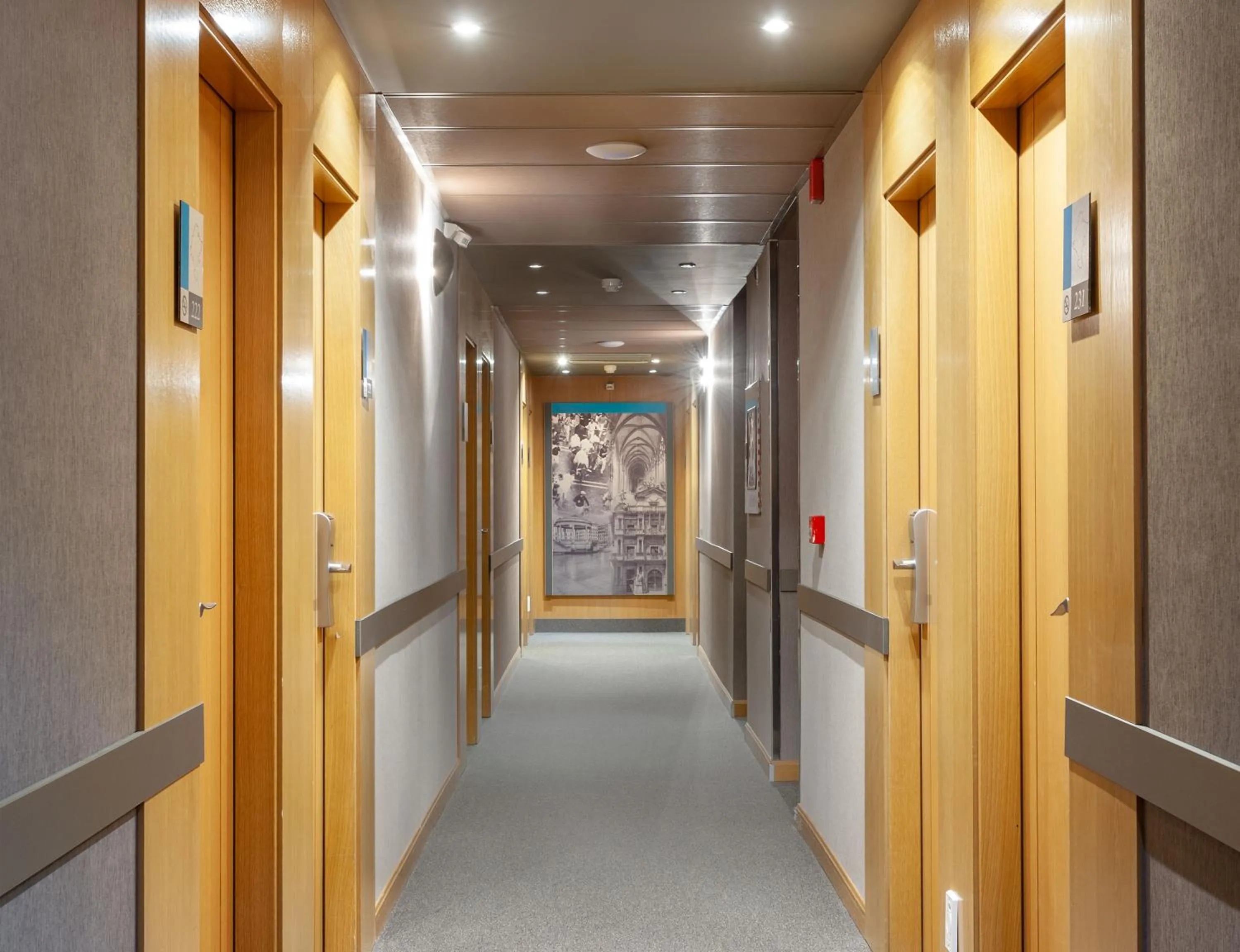 Area and facilities in ibis Styles Pamplona Noain