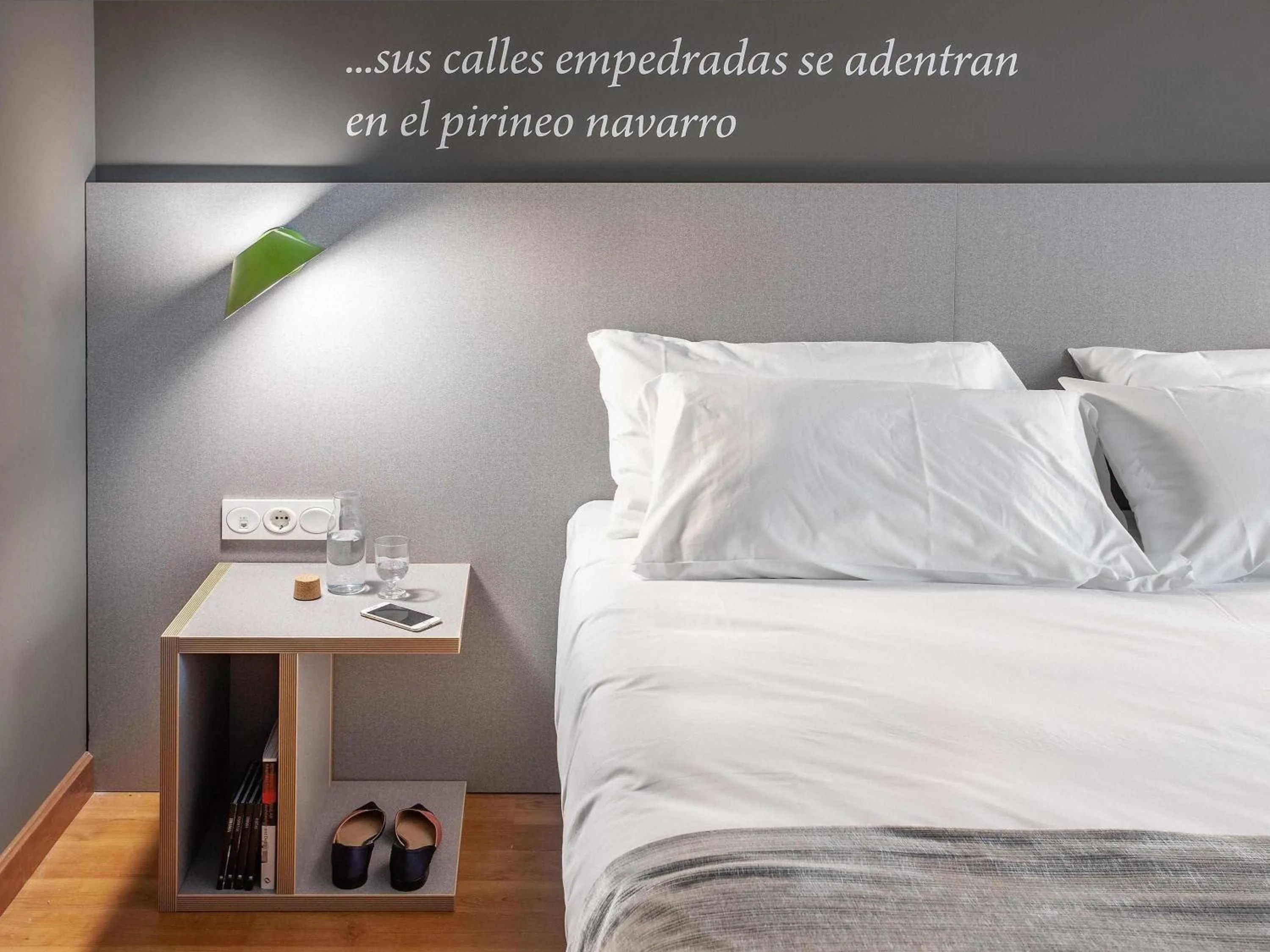 Bedroom, Bed in ibis Styles Pamplona Noain
