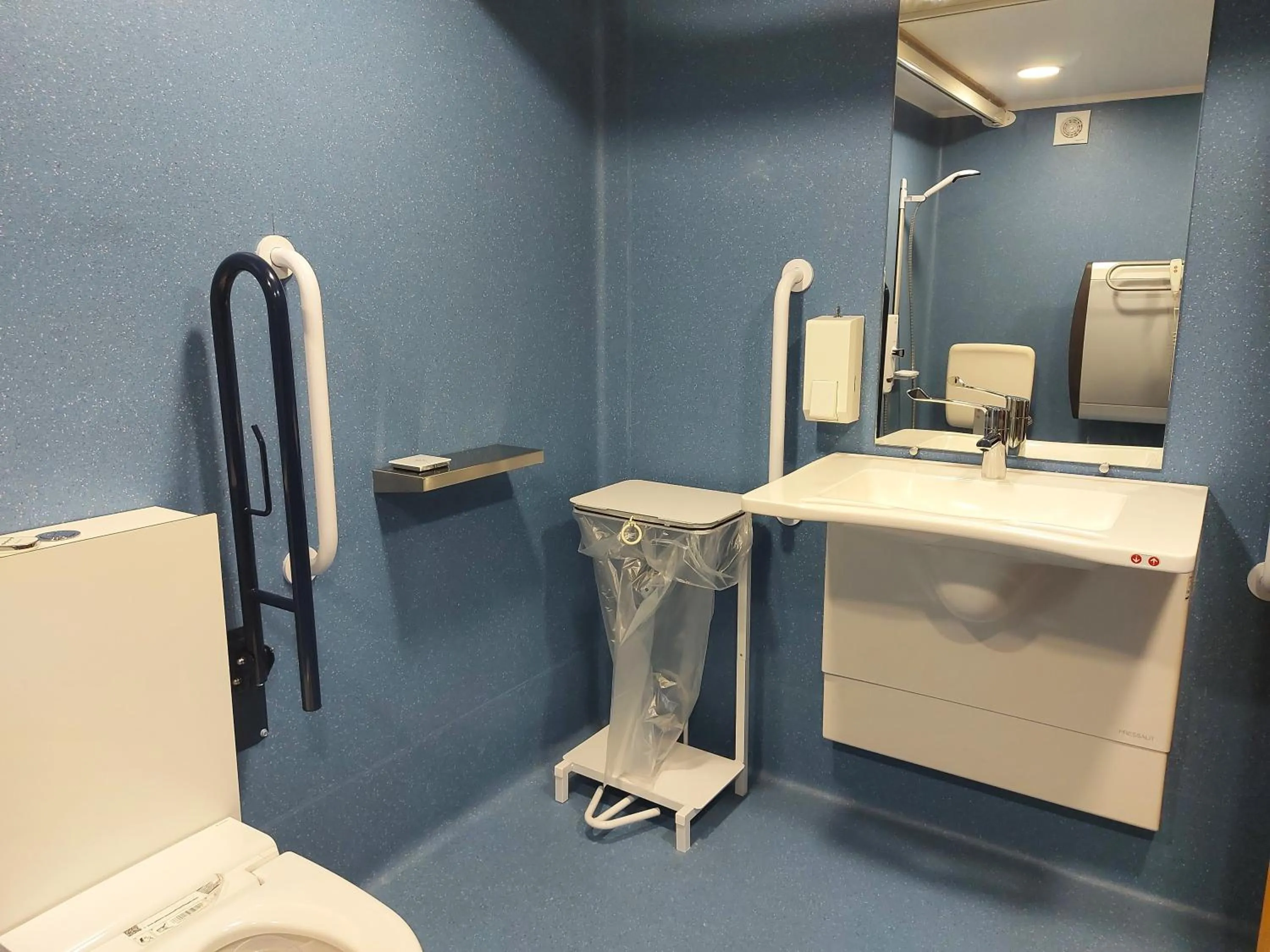 Bathroom in Callander Hostel