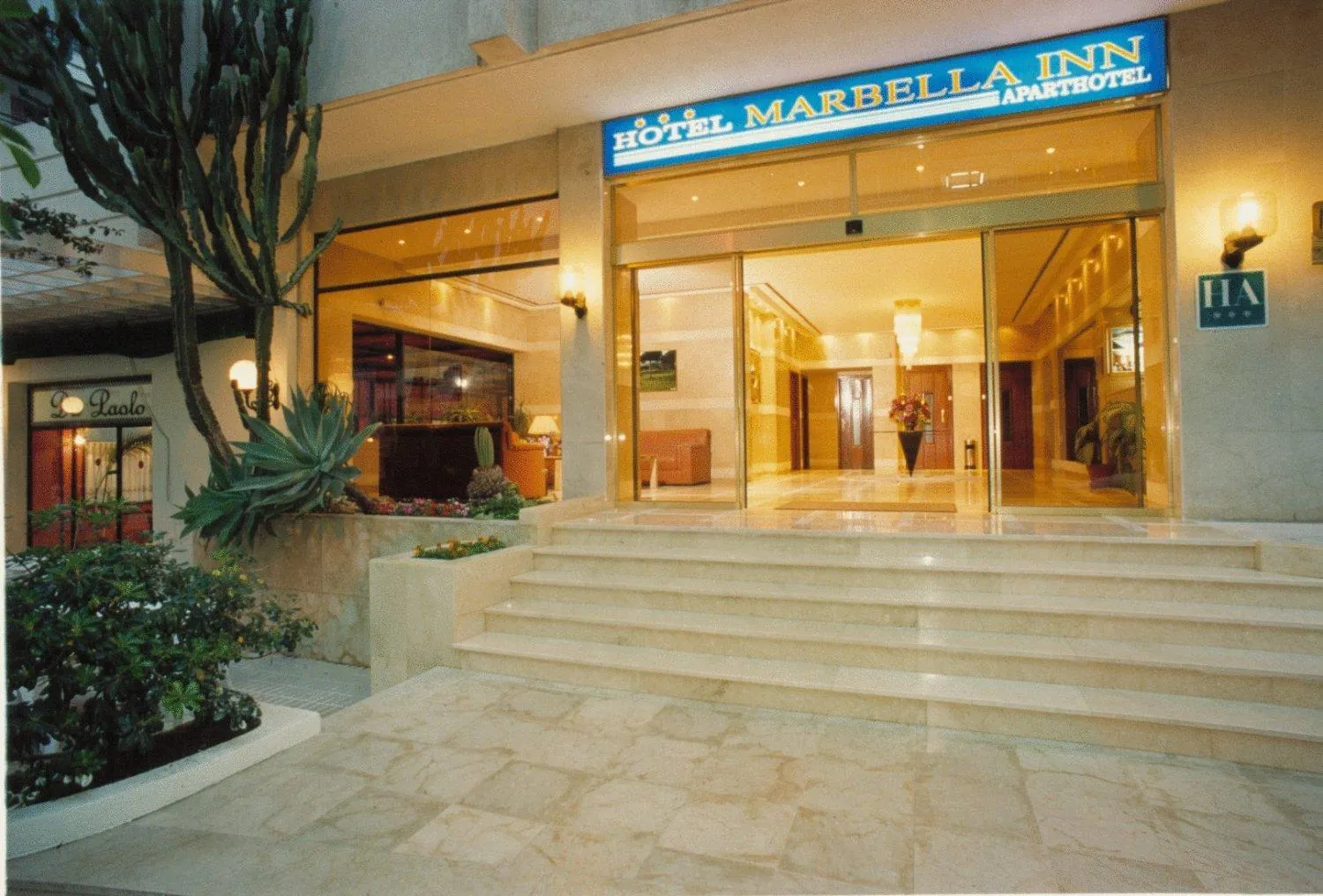 Facade/entrance in Ona Marbella Inn