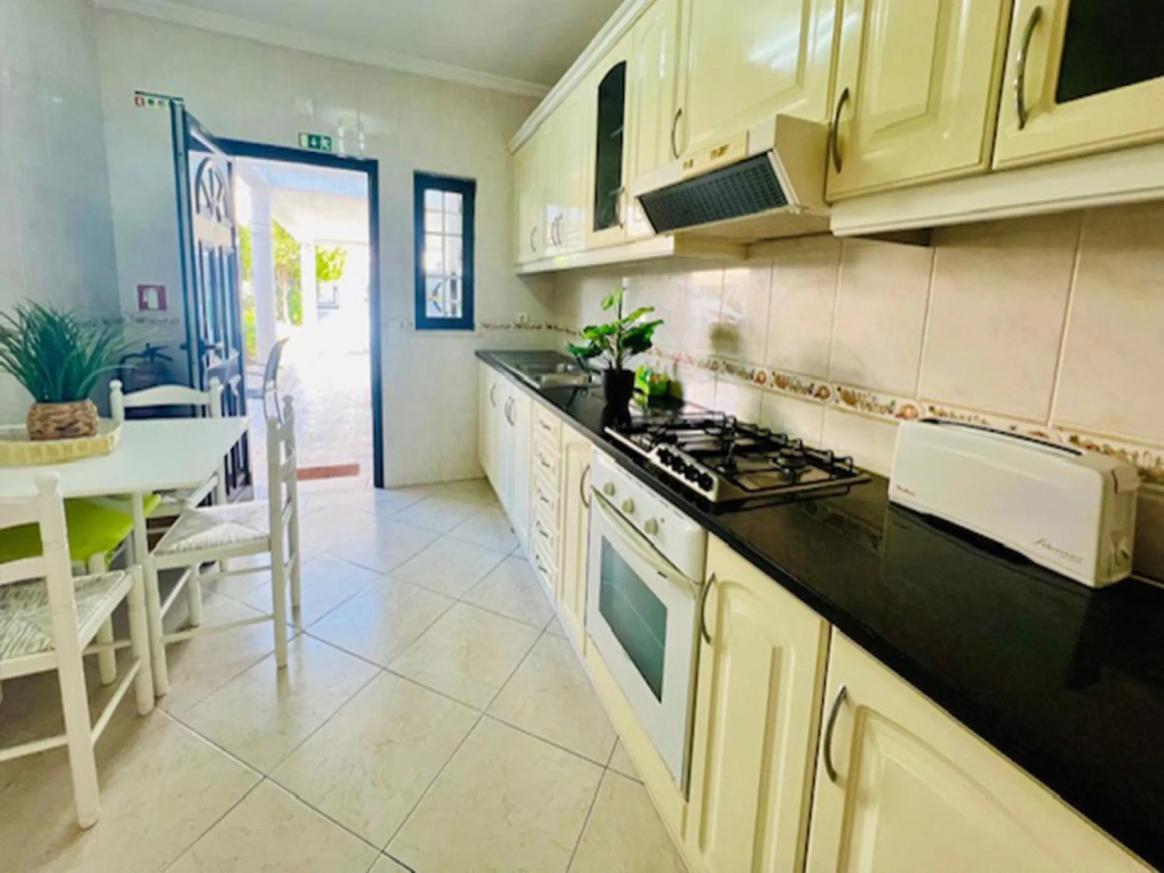 Kitchen or kitchenette in Akivillas Albufeira Relax