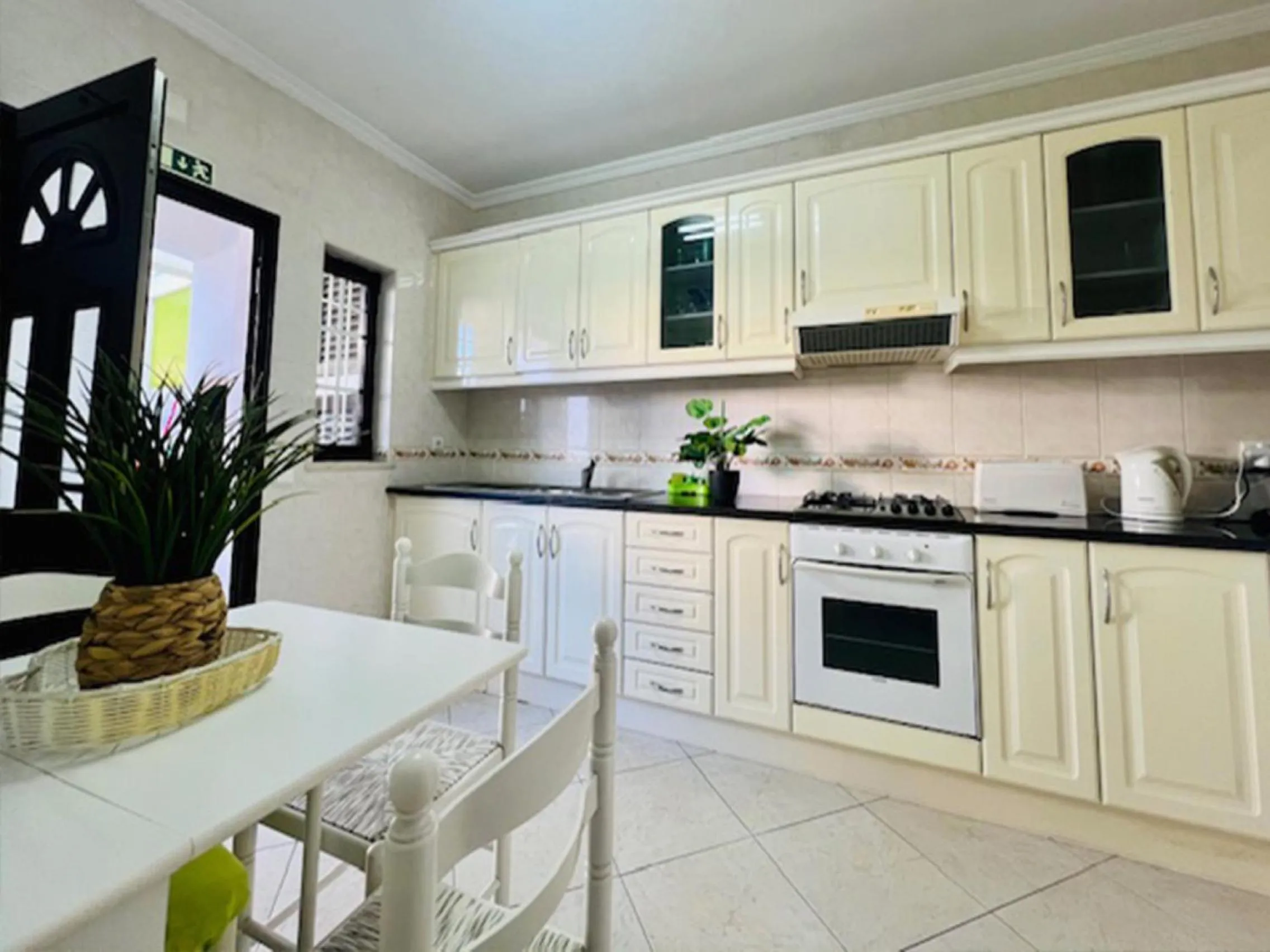 Kitchen or kitchenette in Akivillas Albufeira Relax