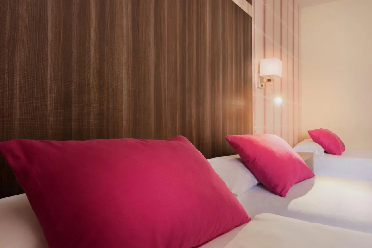 Bed in Ona Diana Park