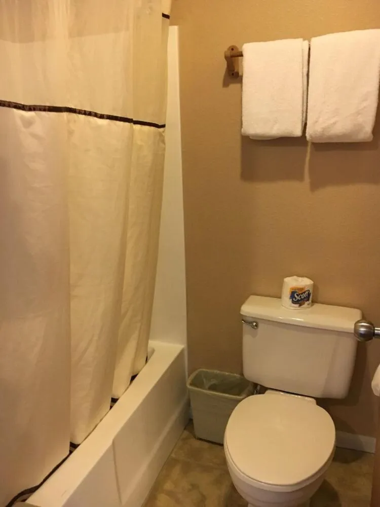 Queen Room with Two Queen Beds in Chama River Bend Lodge