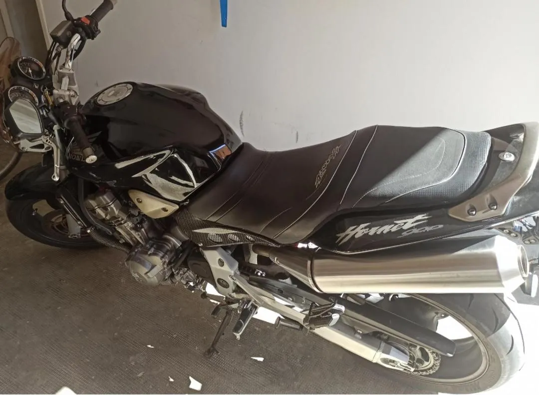 Palazzo Boscareto - suites di charme in centro storico - garage moto, box bici