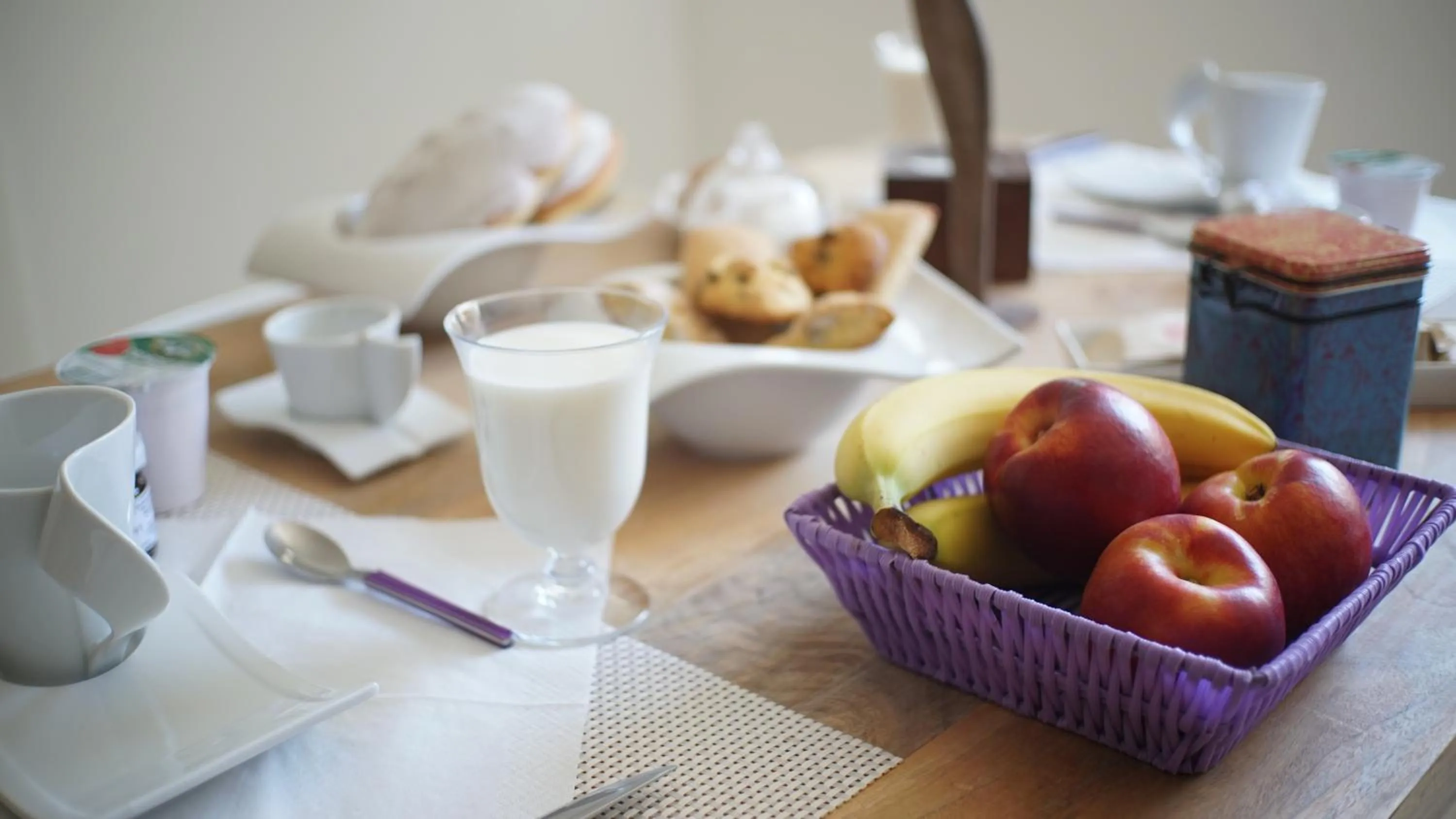 Italian breakfast in Palazzo Boscareto - suites di charme in centro storico - garage moto, box bici