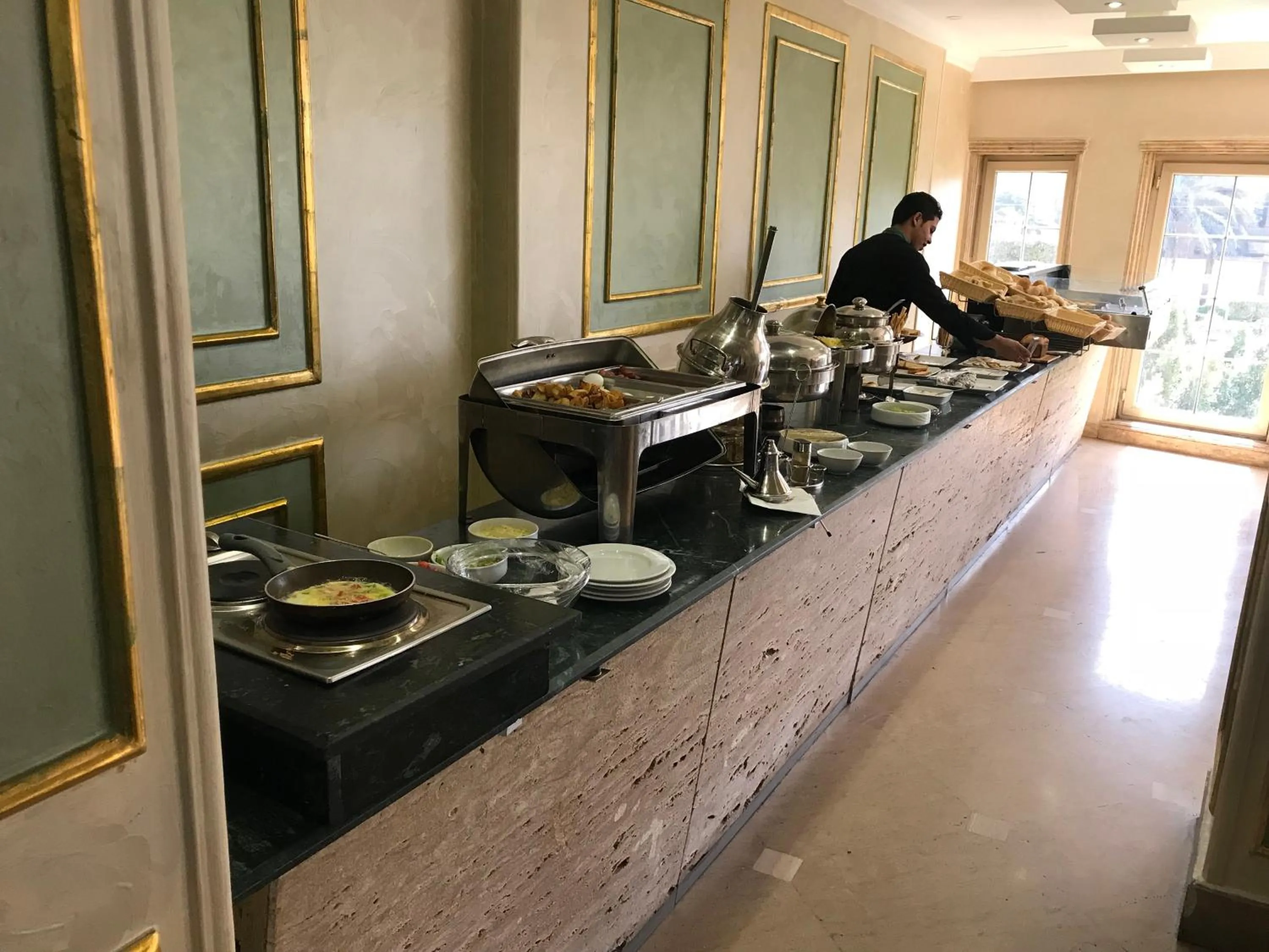 Buffet breakfast in Hotel Royal Marshal