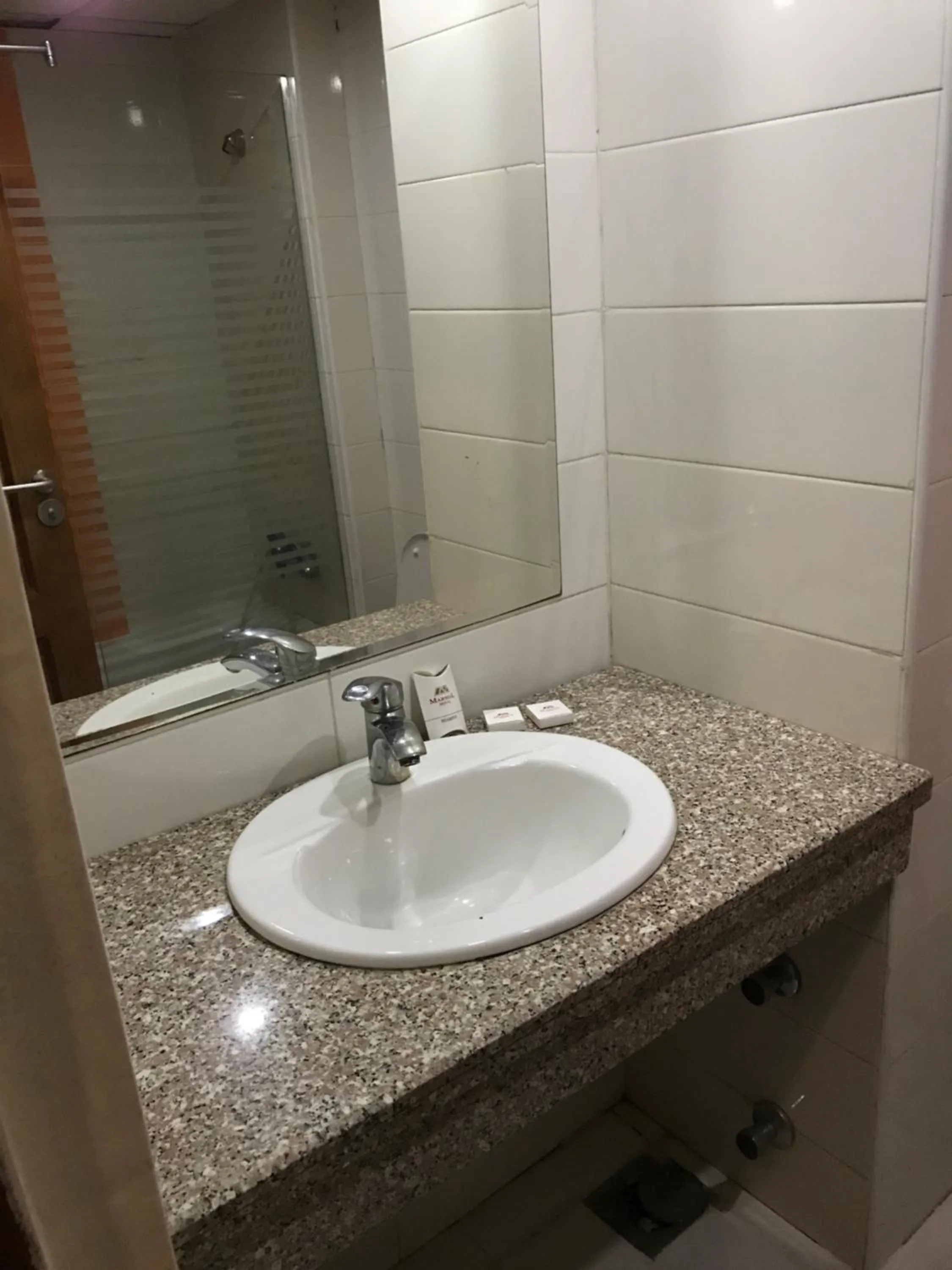 Bathroom in Hotel Royal Marshal