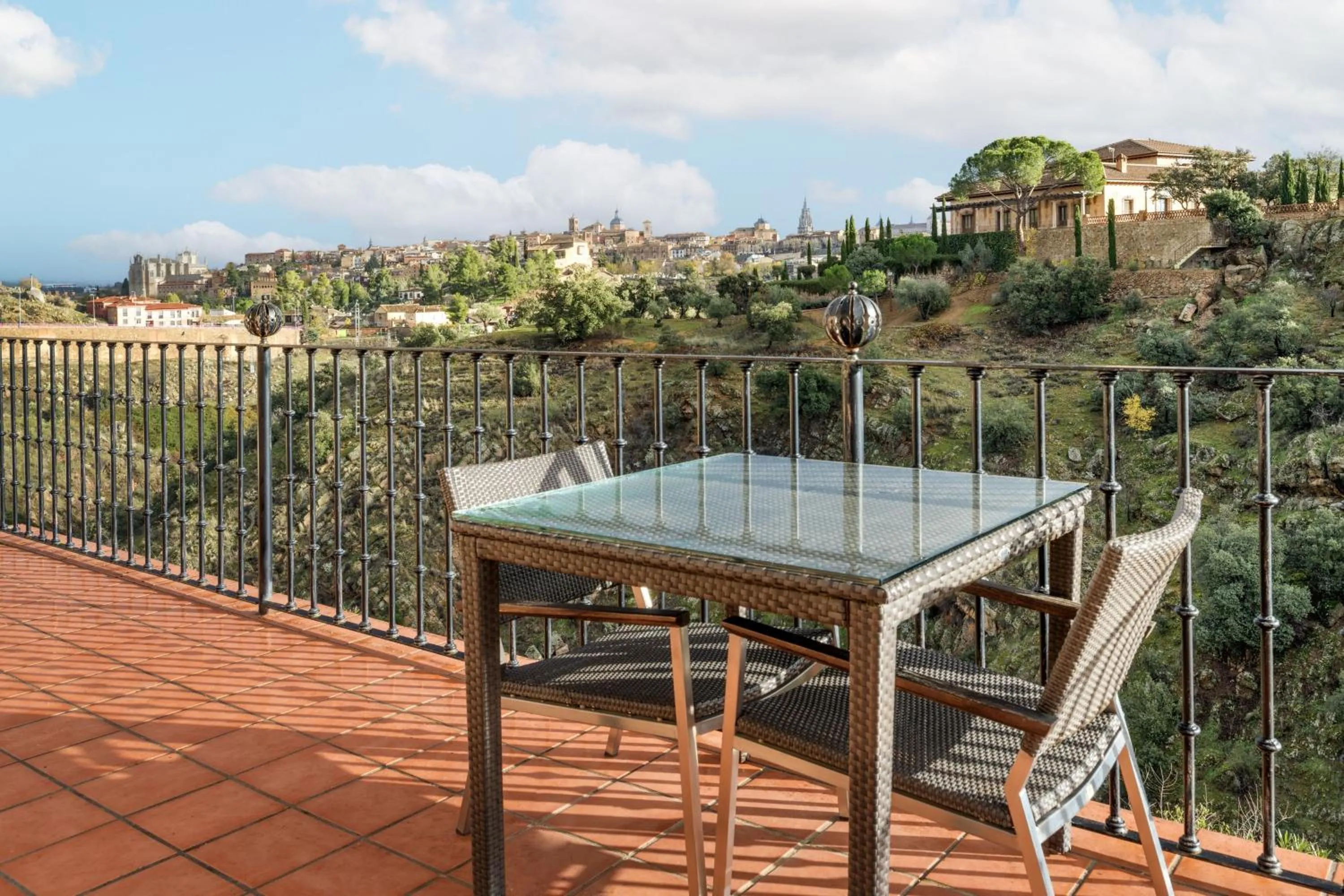 Photo of the whole room in AC Hotel Ciudad de Toledo by Marriott