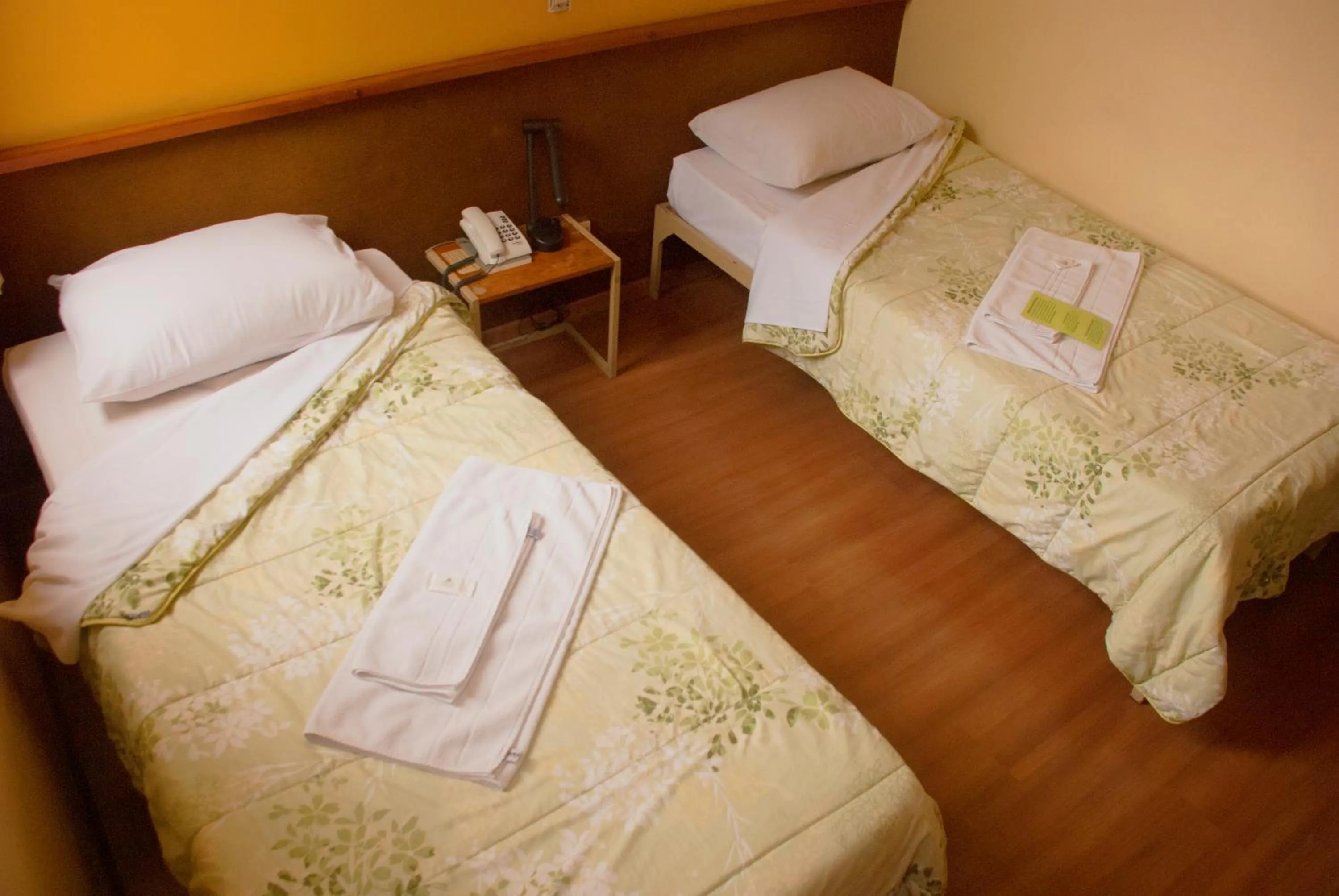 Photo of the whole room, Bed in Hara Palace Hotel