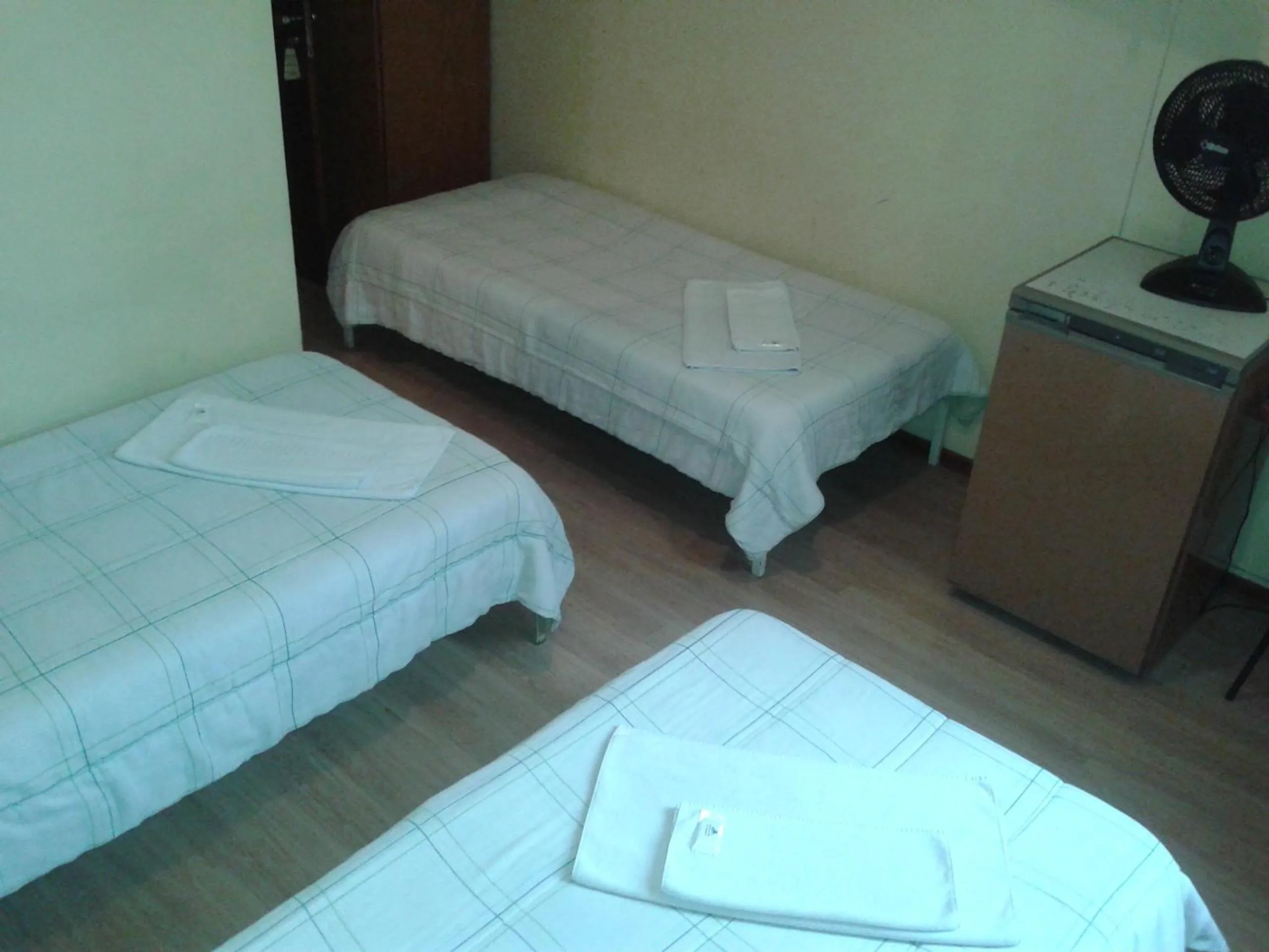 Bathroom, Bed in Hara Palace Hotel