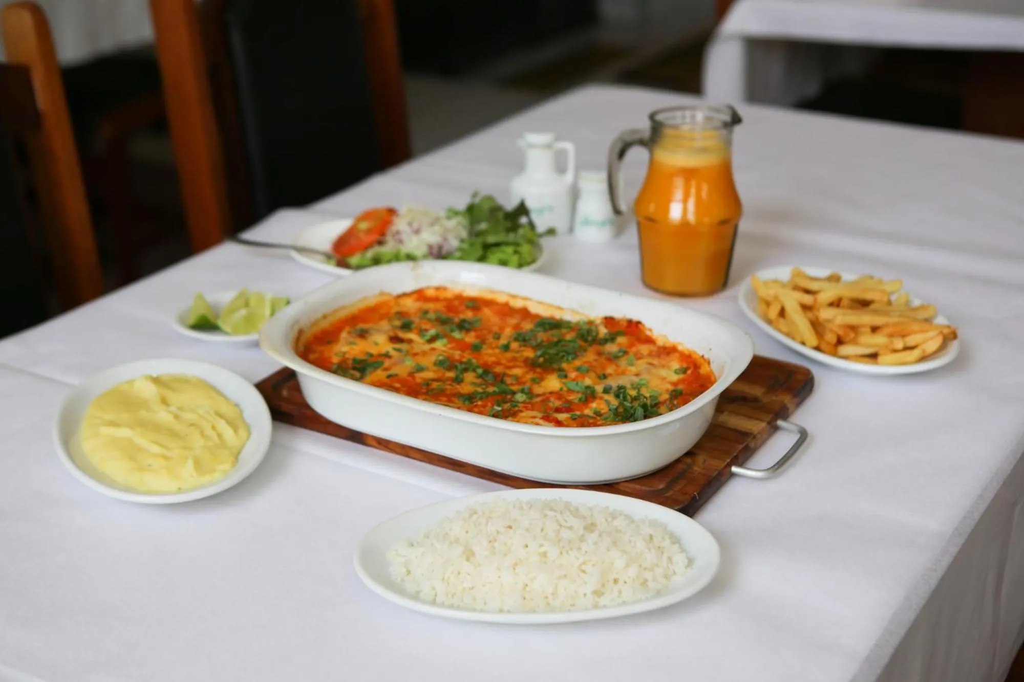 Food and drinks in Hara Palace Hotel