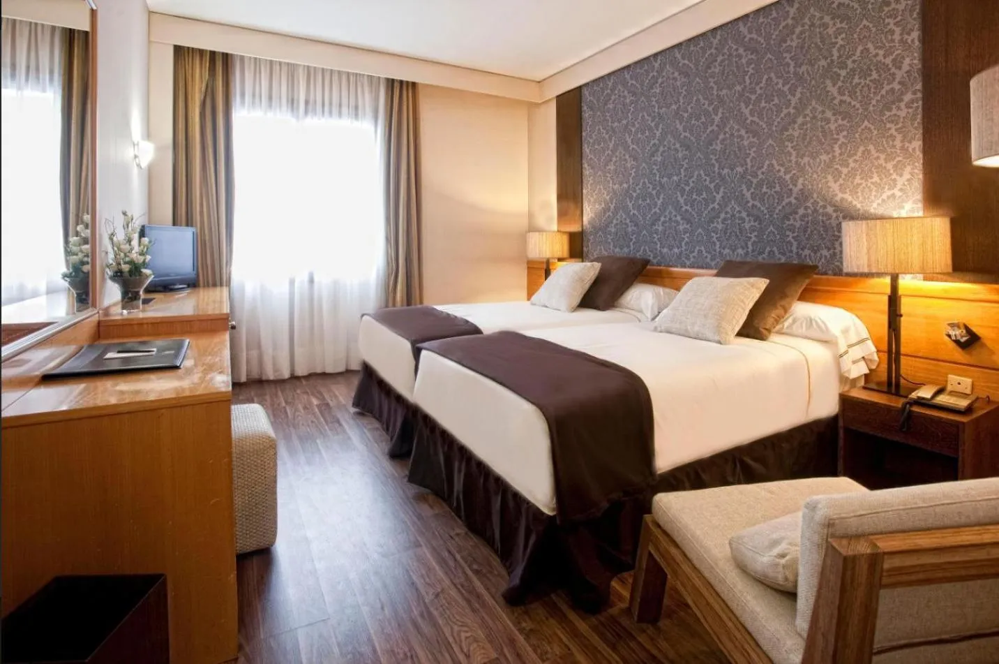 Bed in Hotel Alfonso IX