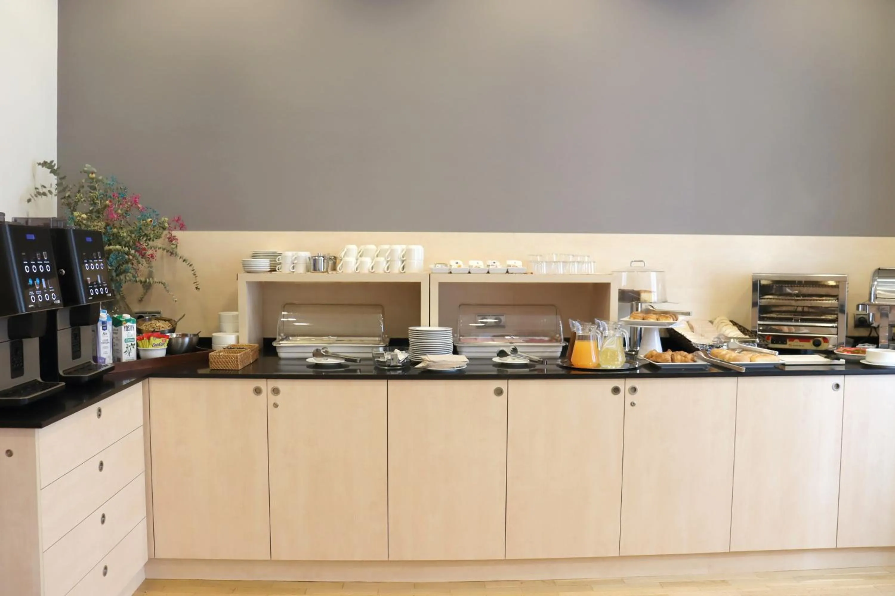 Breakfast in Onix Rambla