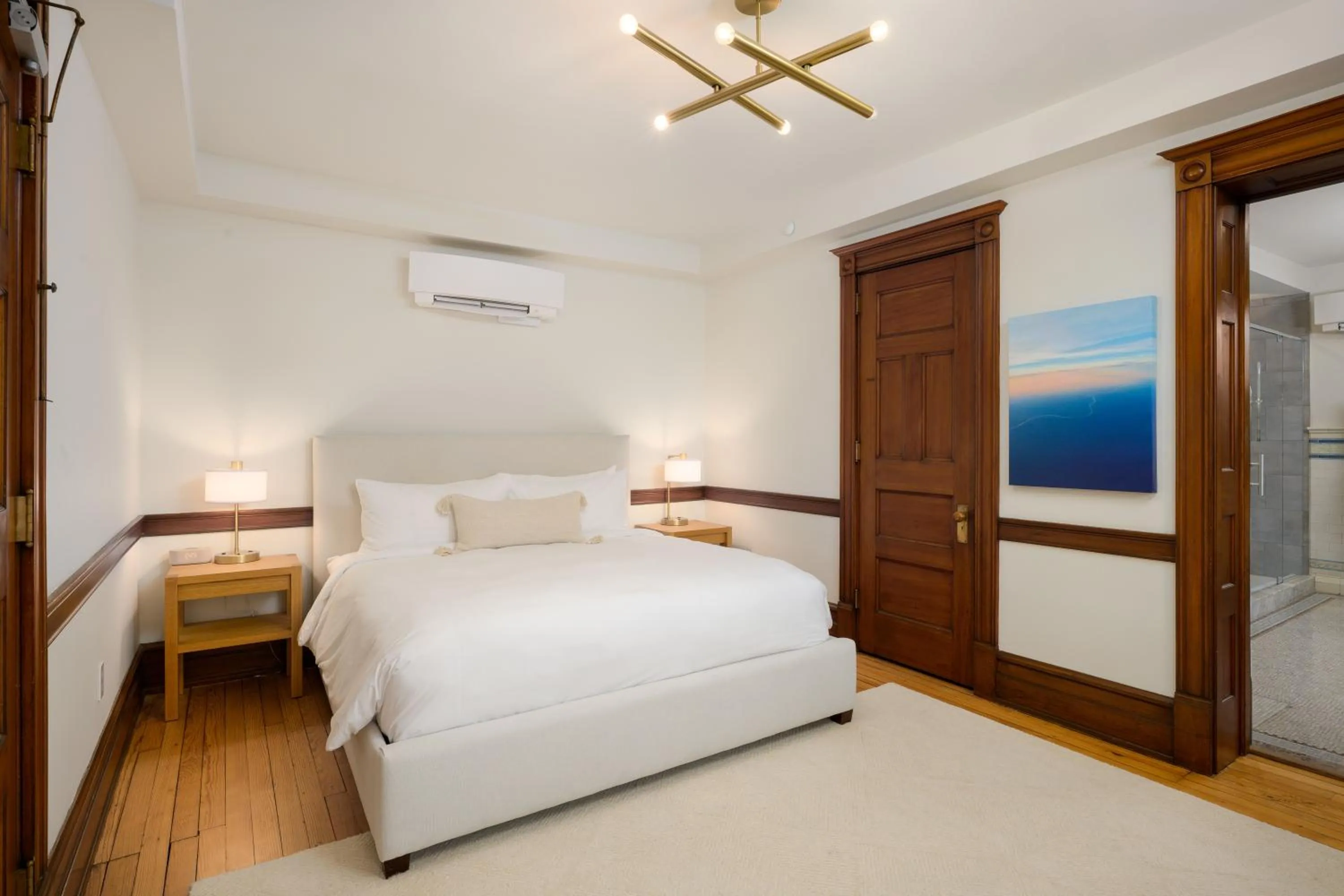 Bed in Wilbur Mansion