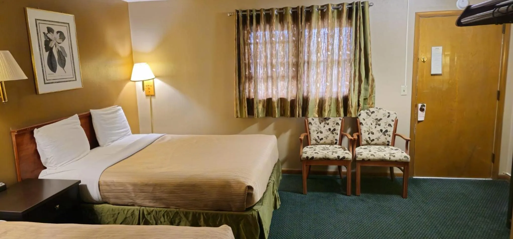 Bed in Colonial Inn