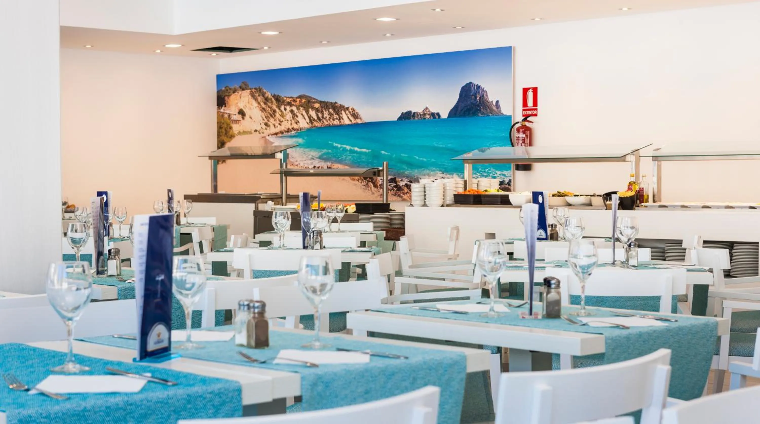 Restaurant/places to eat in Globales Montemar