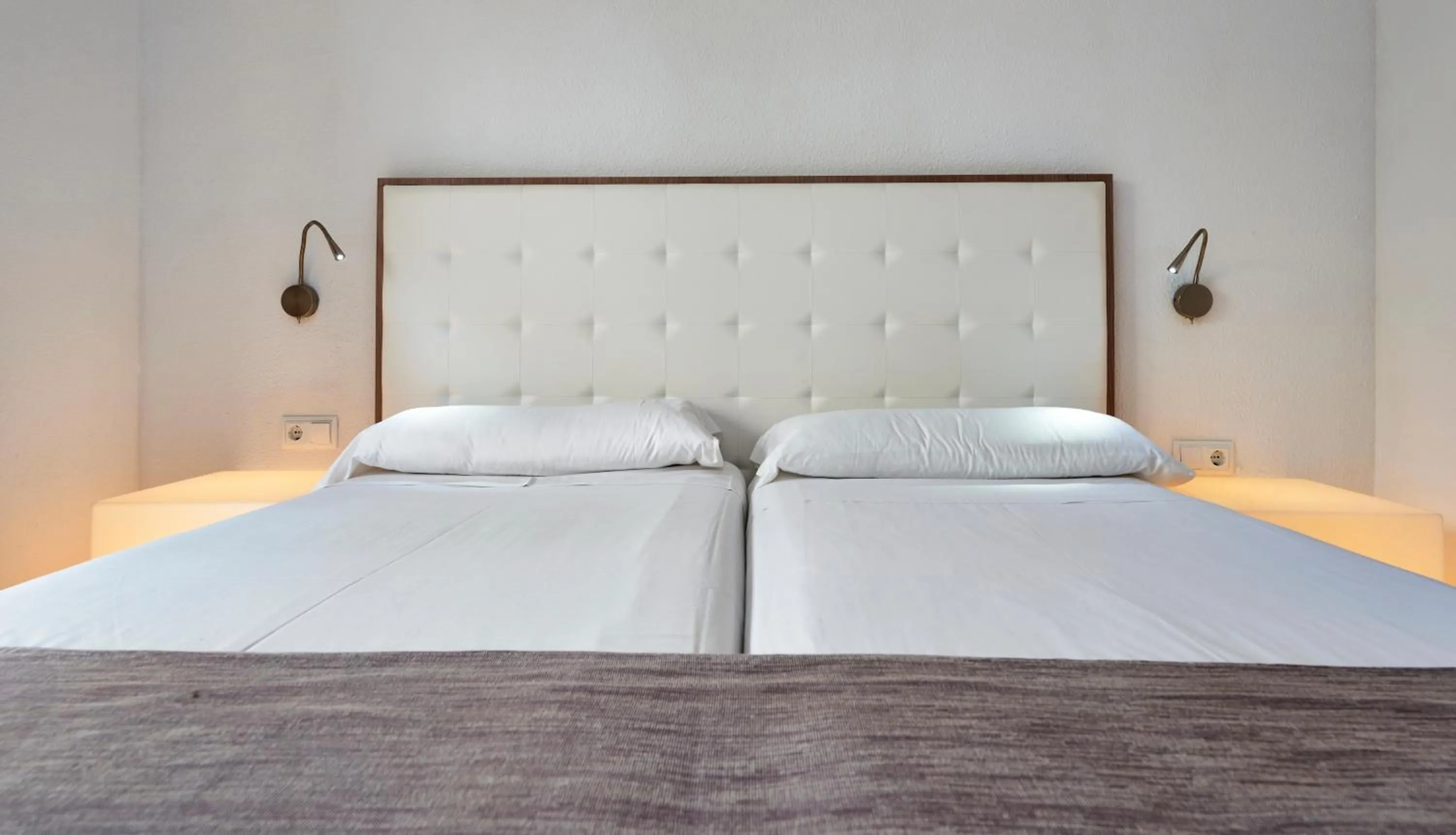 Bedroom, Bed in Globales Los Delfines