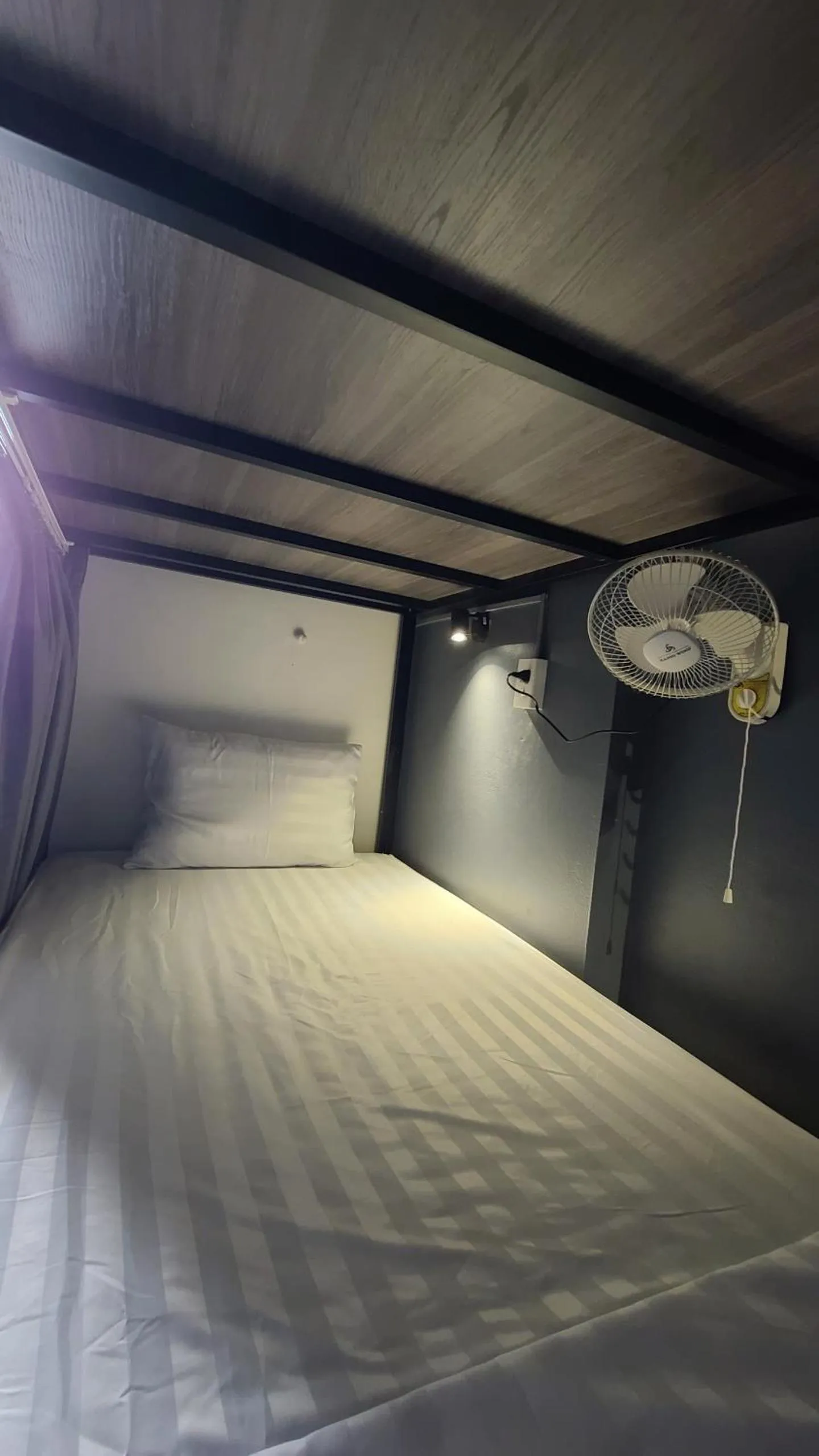 Bed in Hanoi Lucky Hostel