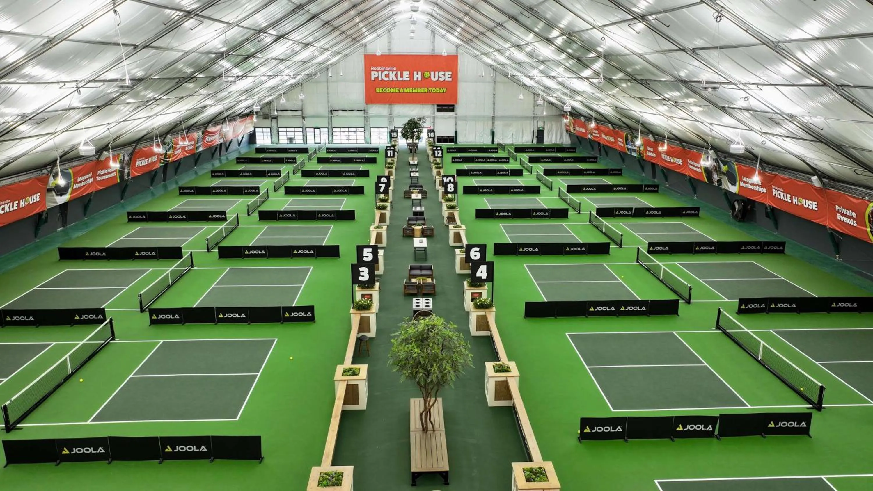 Sports in Hampton Inn and Suites Robbinsville