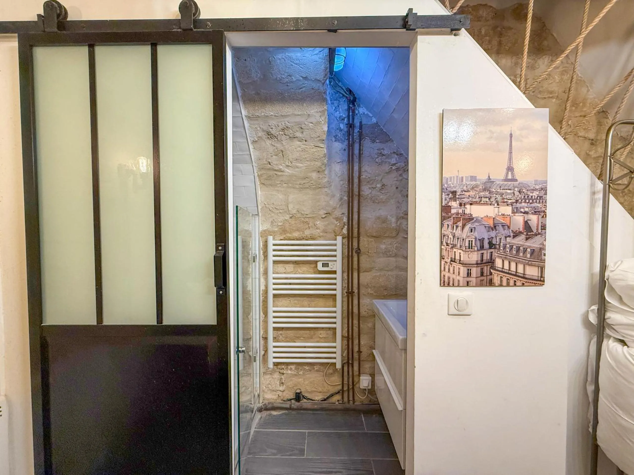 Bed in 153 - Urban Pretty Flat in Center of Paris