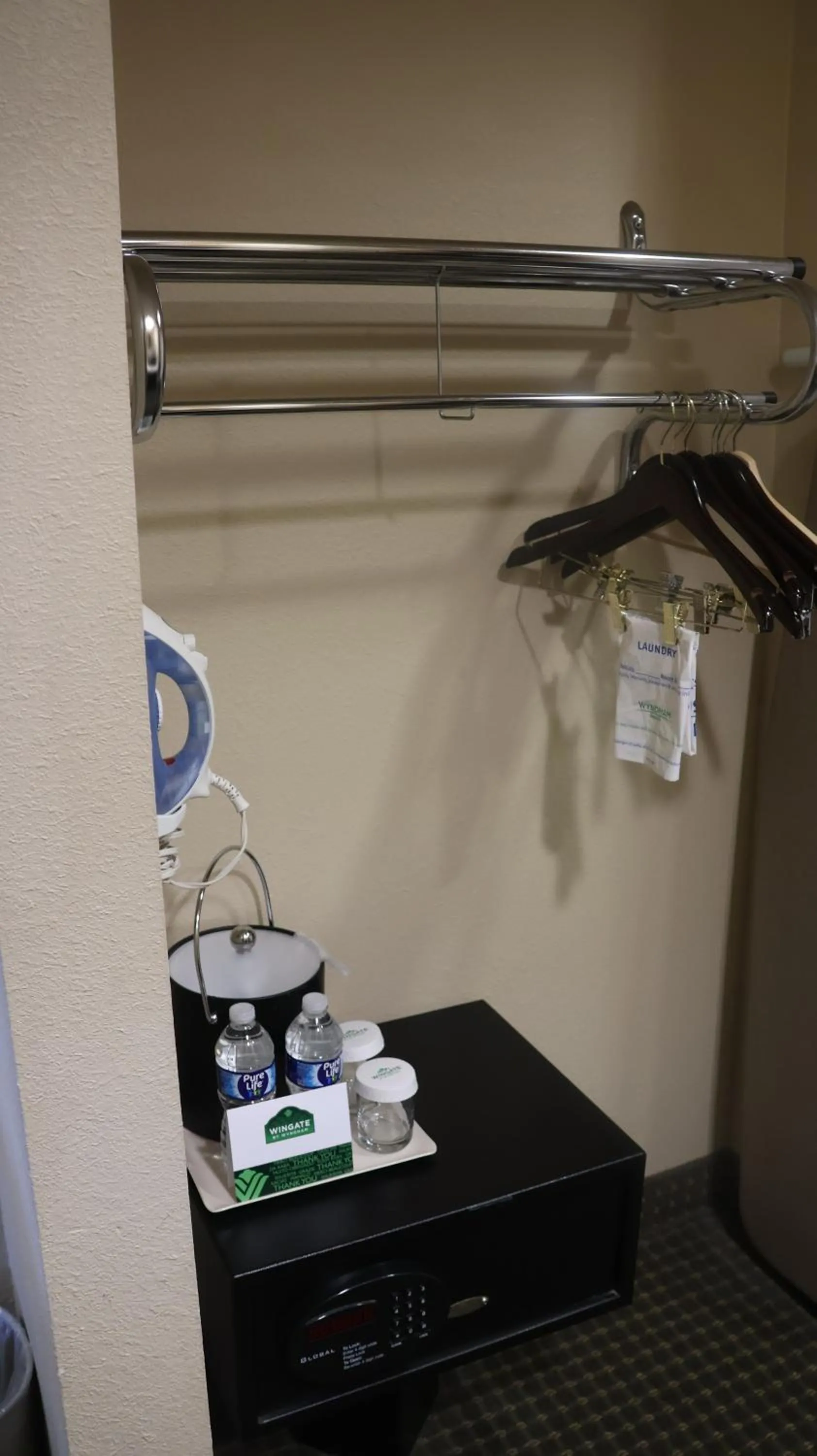 wardrobe in Wingate by Wyndham Peoria - Complimentary Area Shuttle