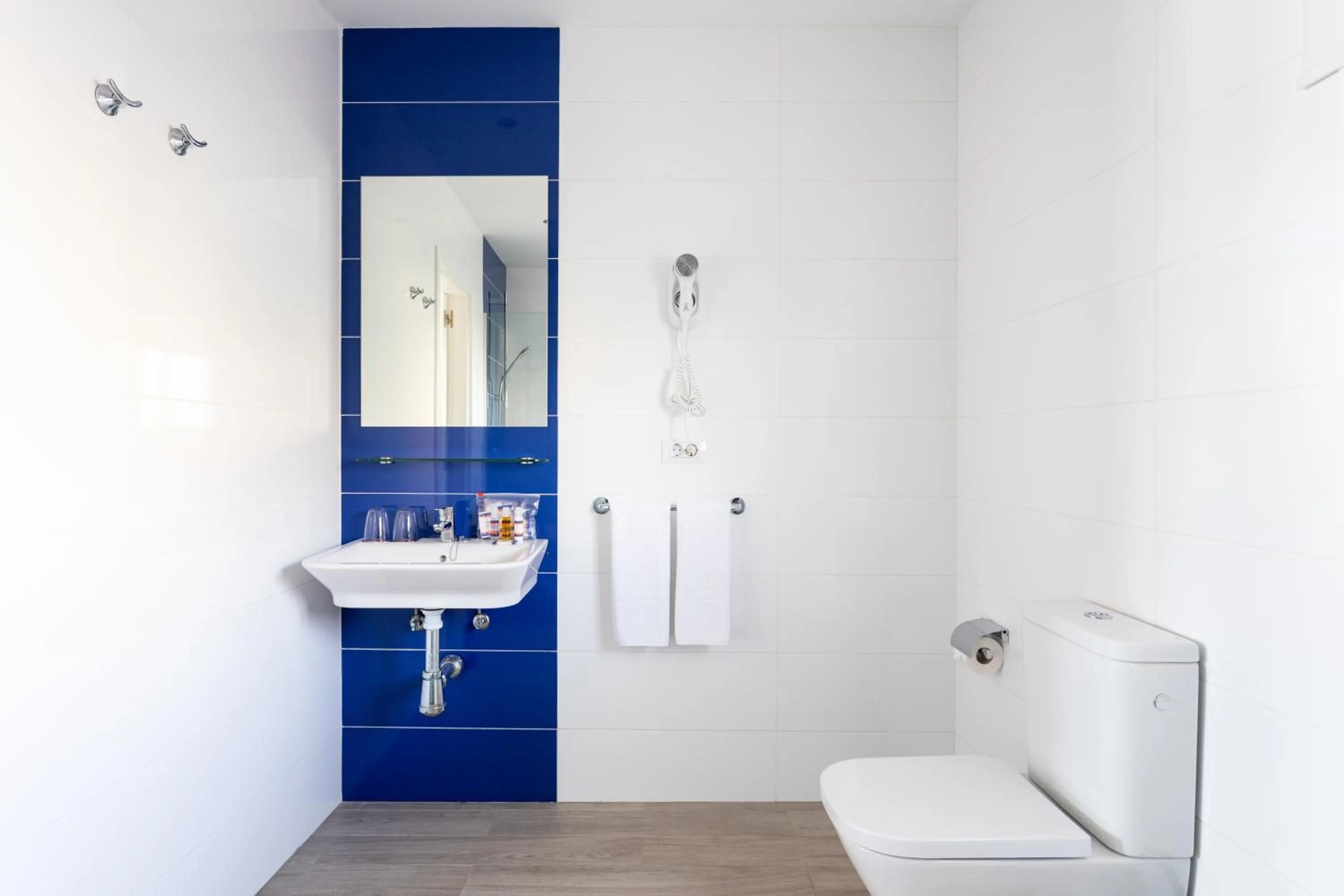 Bathroom in Globales Costa Tropical